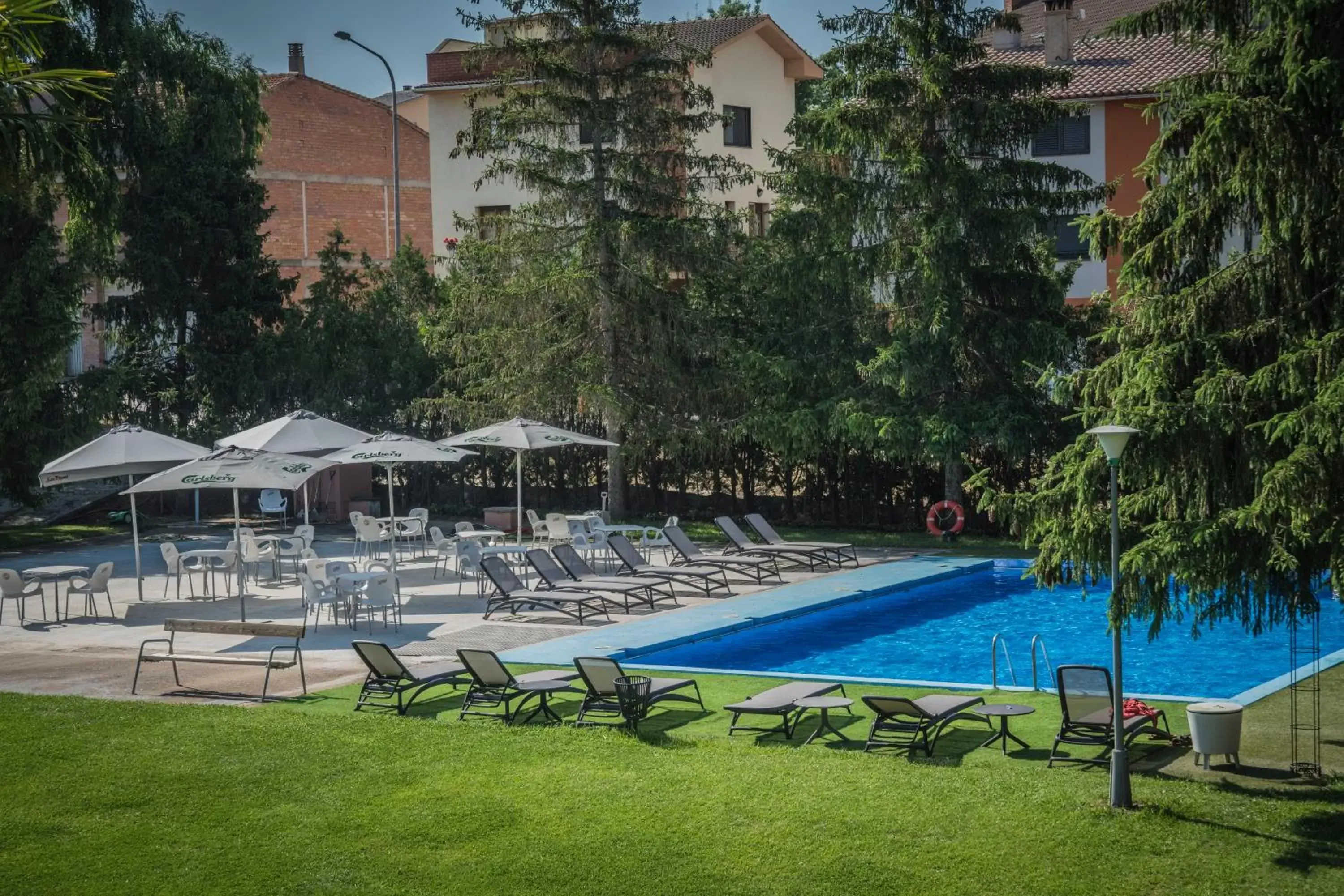 Garden, Swimming Pool in Hotel Gran Sol