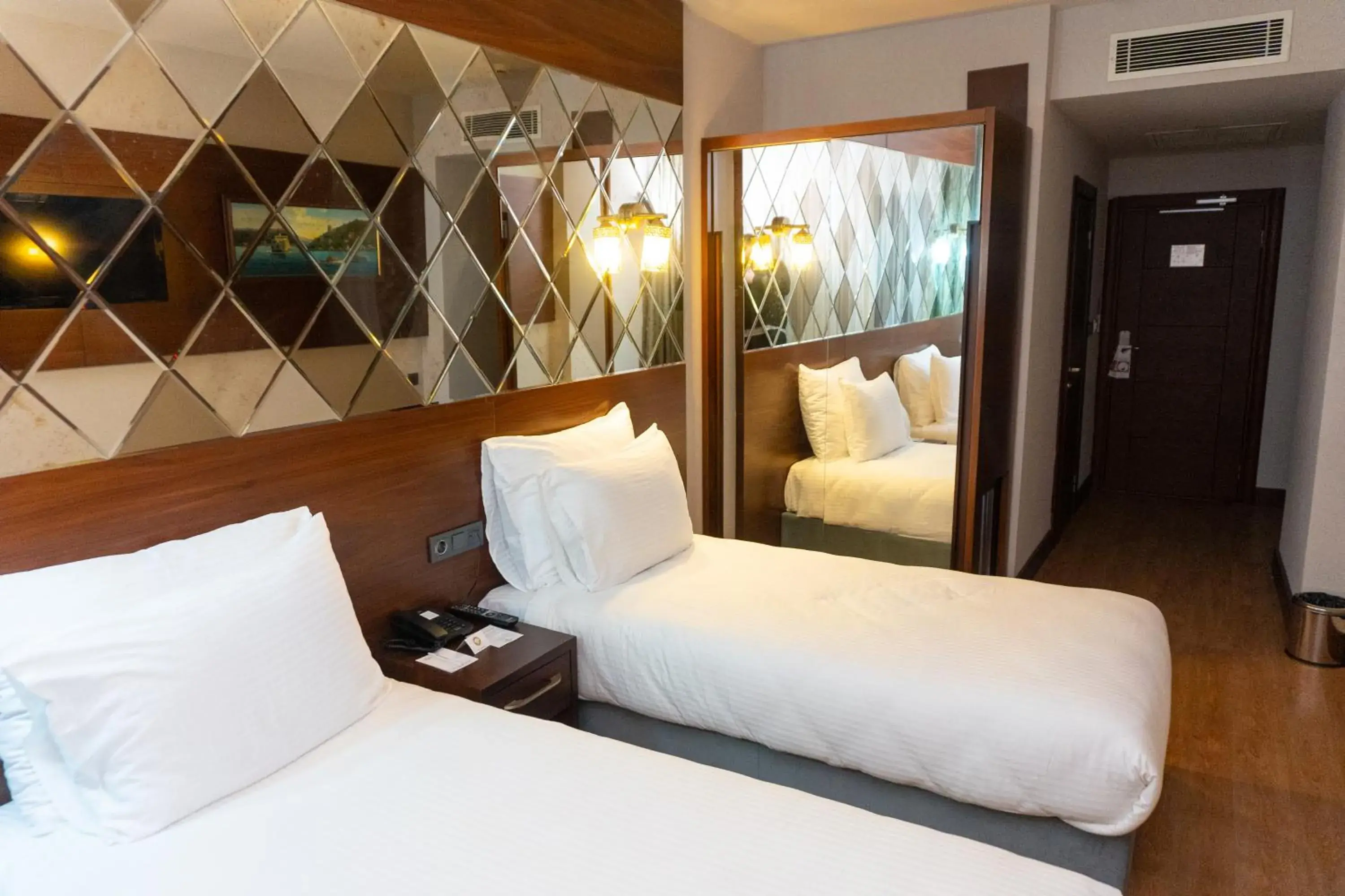 Deluxe Double Room in Trass Hotel Deluxe Double Room in Trass Hotel