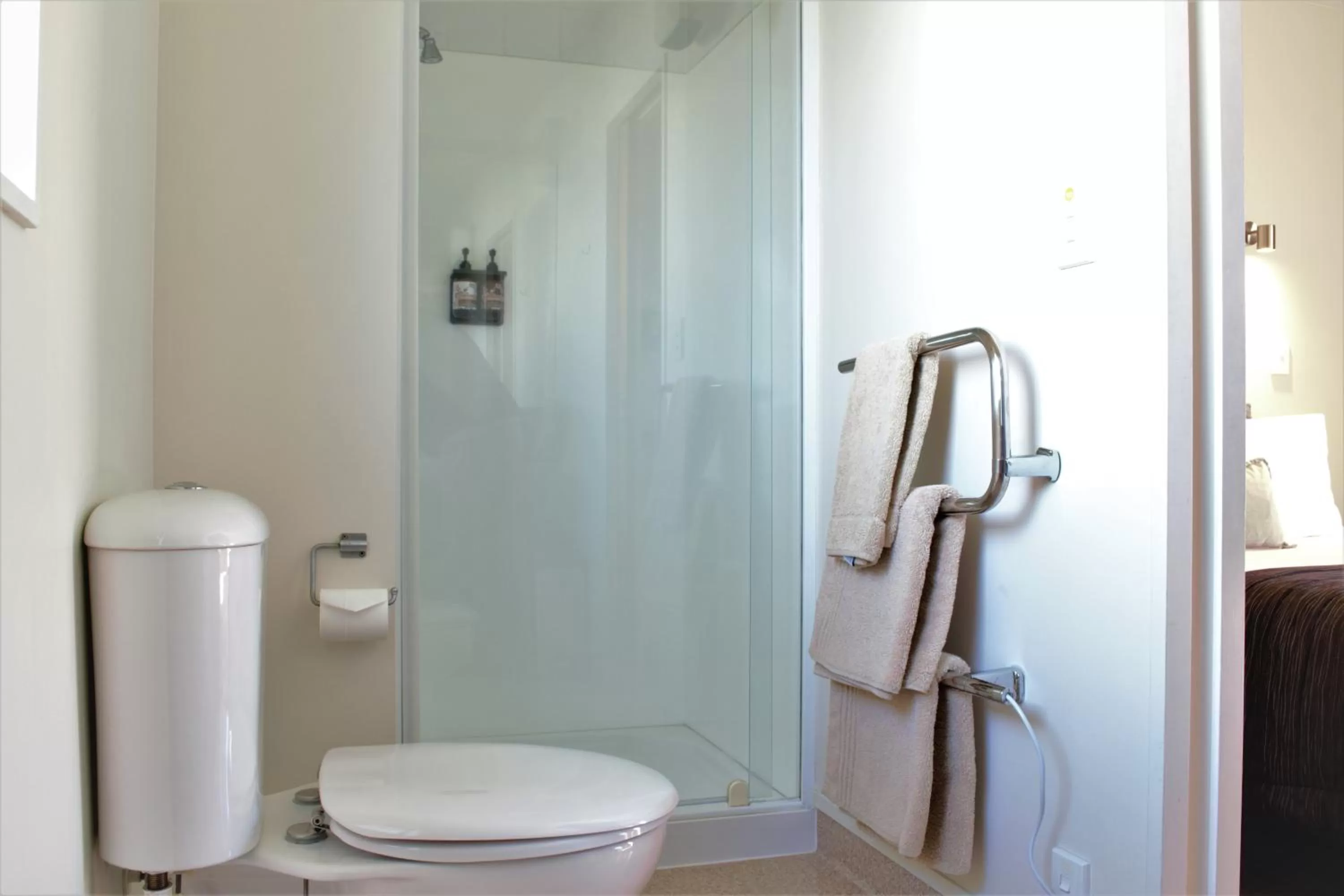 Shower in Bella Vista Taupo