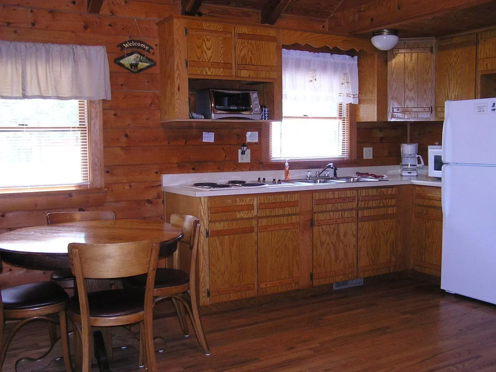 Kitchen or kitchenette, Kitchen/Kitchenette in Mill Creek Resort on Table Rock Lake