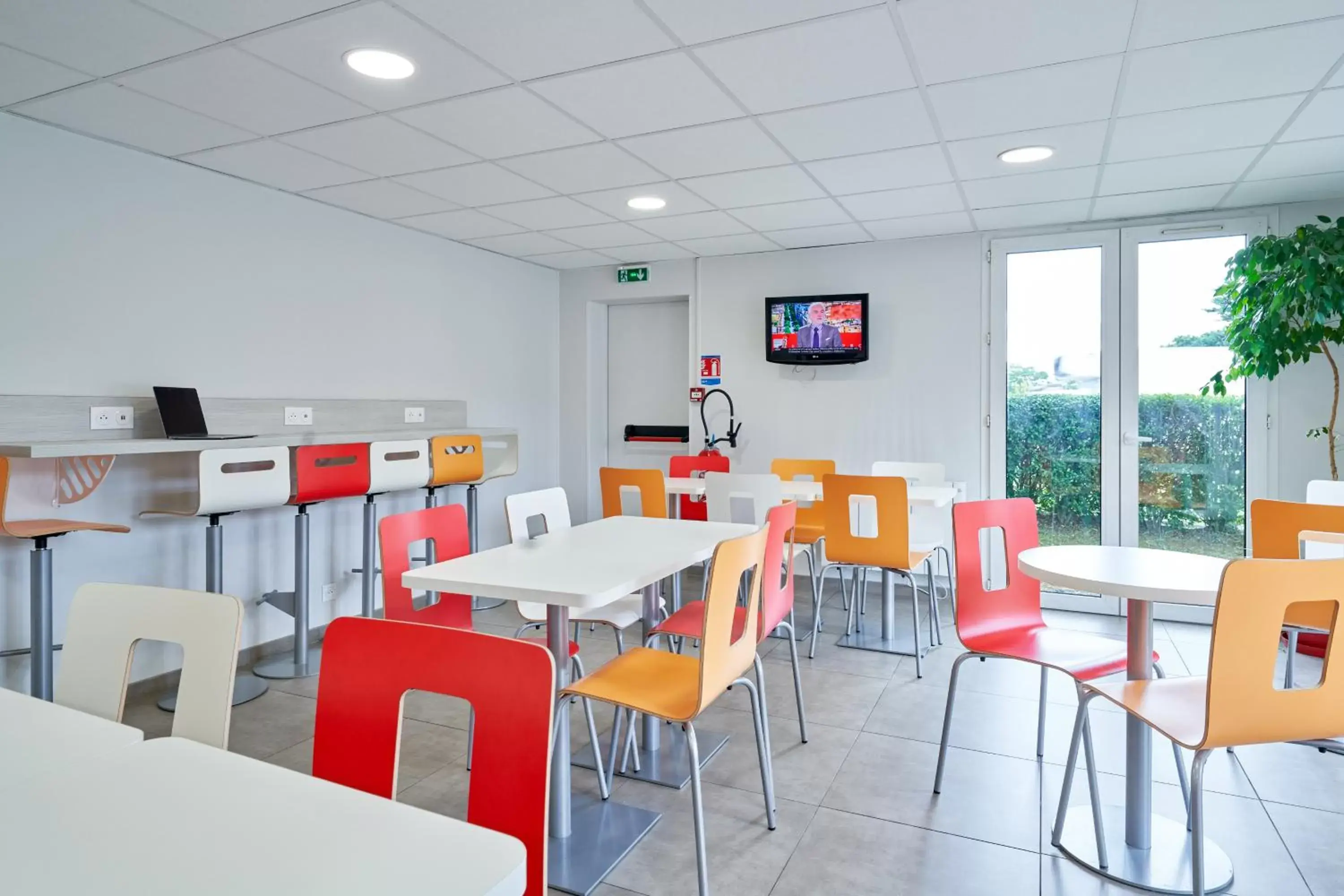 Meeting/conference room, Restaurant/Places to Eat in Premiere Classe Nancy Sud - Ludres