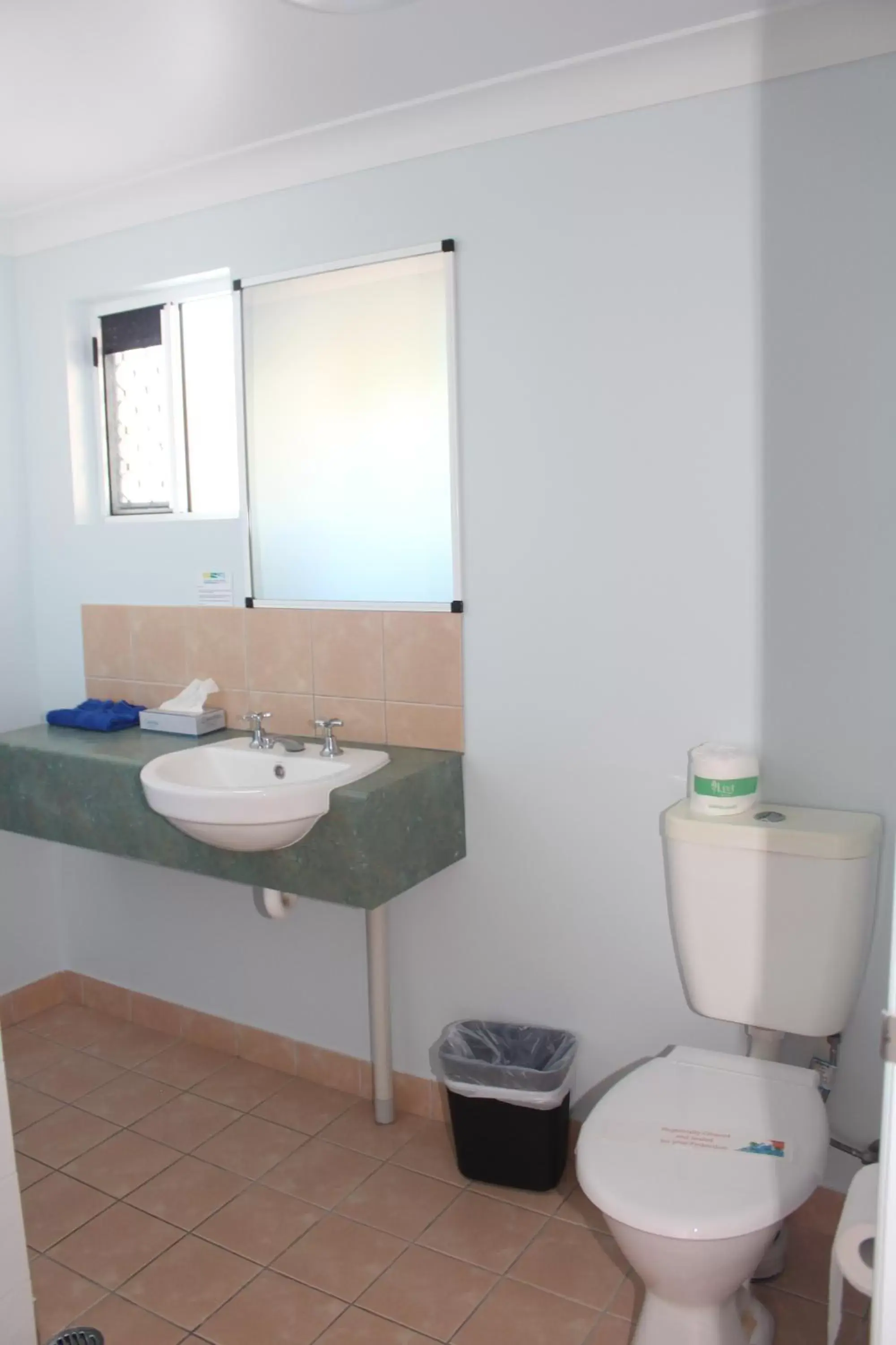 Bathroom in TI Motel Torres Strait