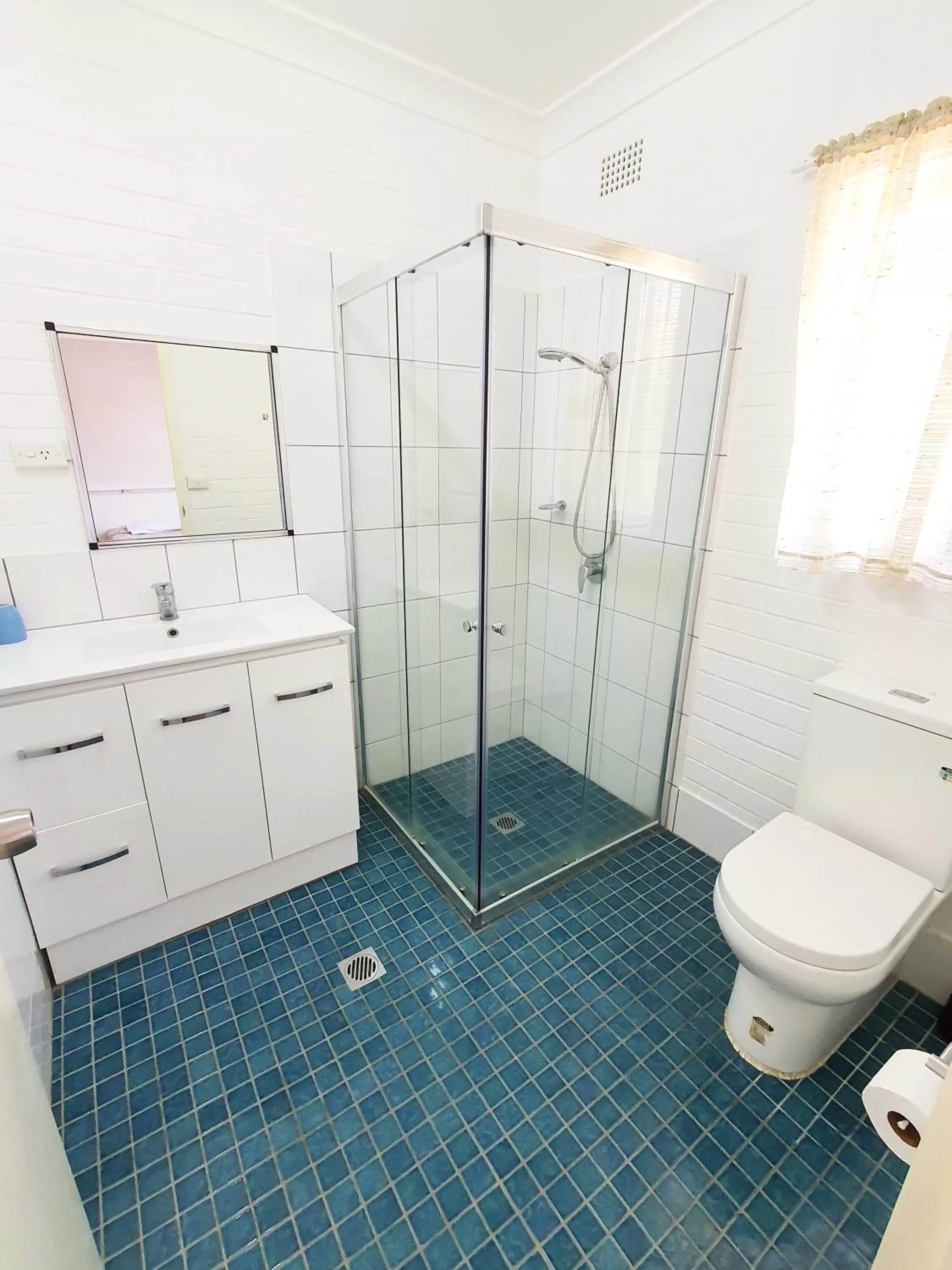 Bathroom in Maria Motel