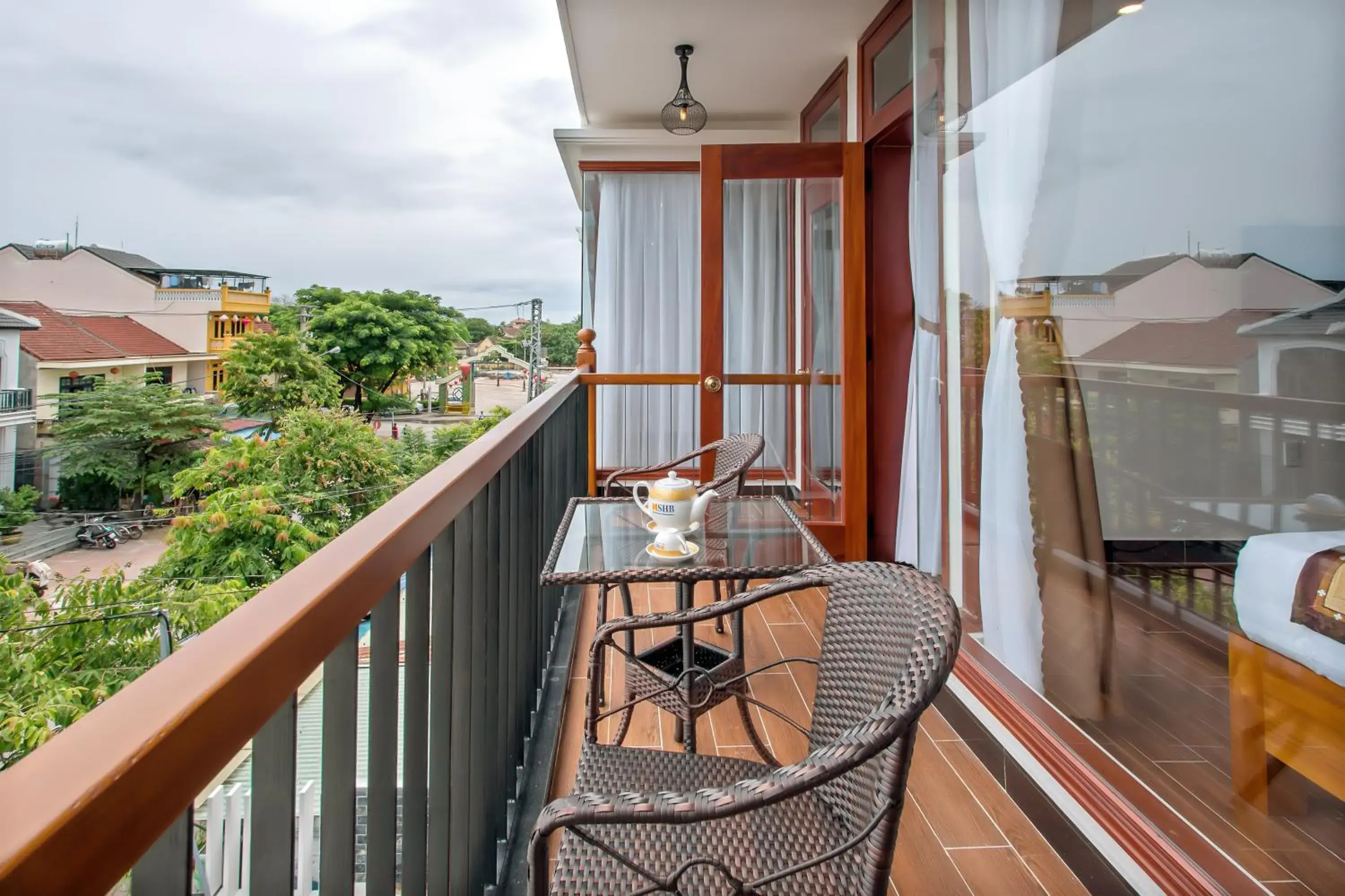 Coffee/tea facilities, Balcony/Terrace in Hoi An Vi Khoa Villa