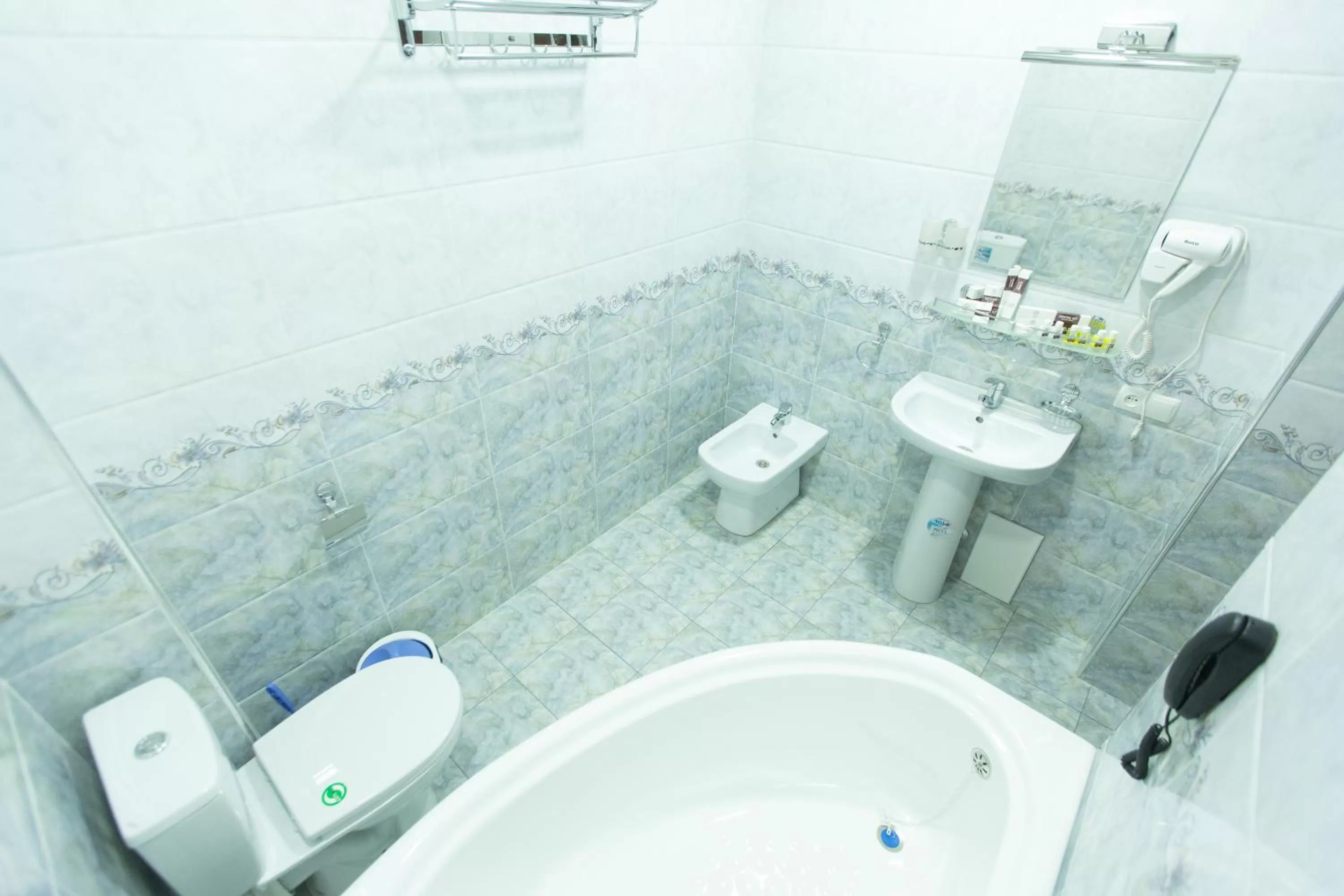 Toilet in Mirzo Boutique Hotel