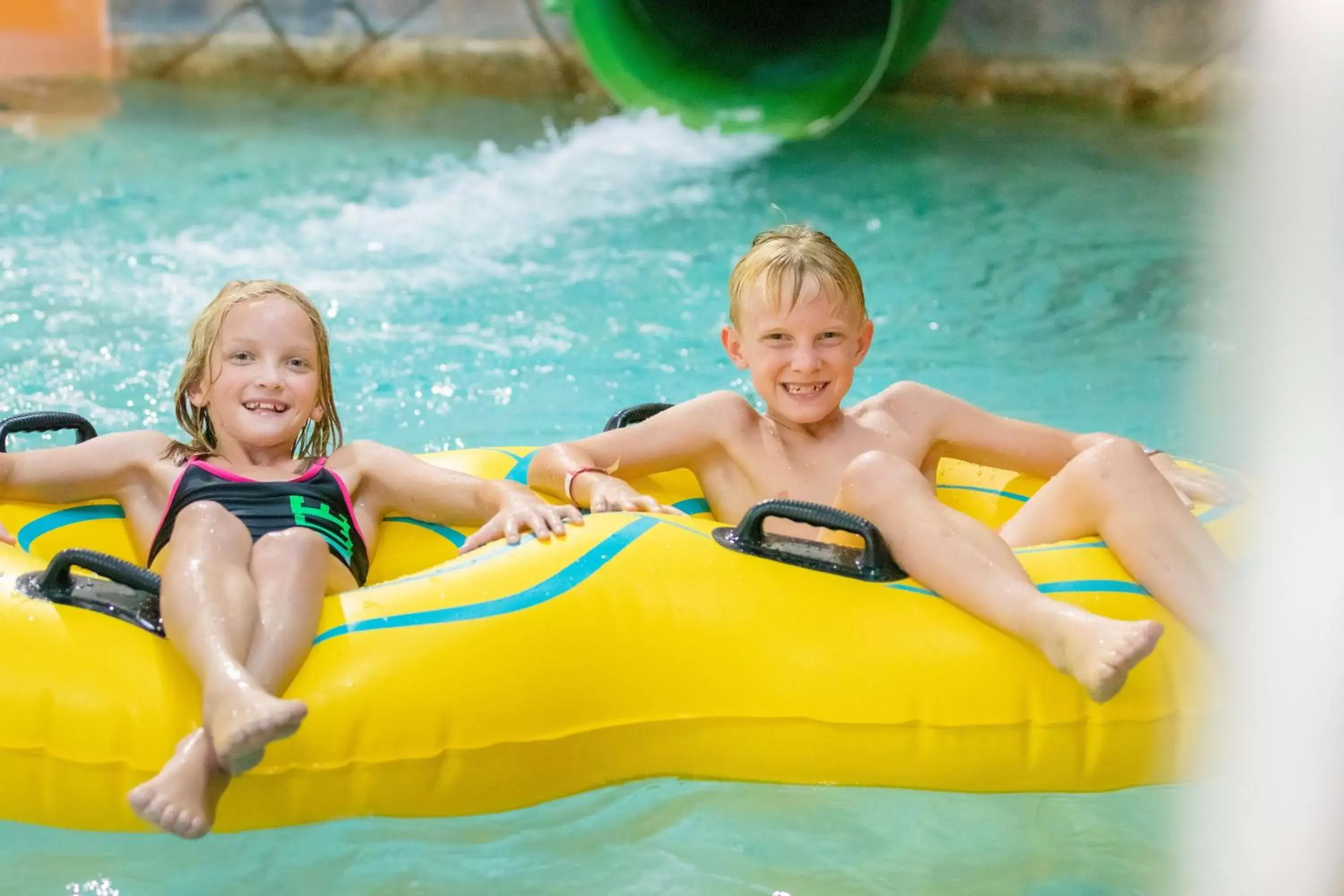 Aqua park, Children in Hope Lake Lodge & Indoor Waterpark