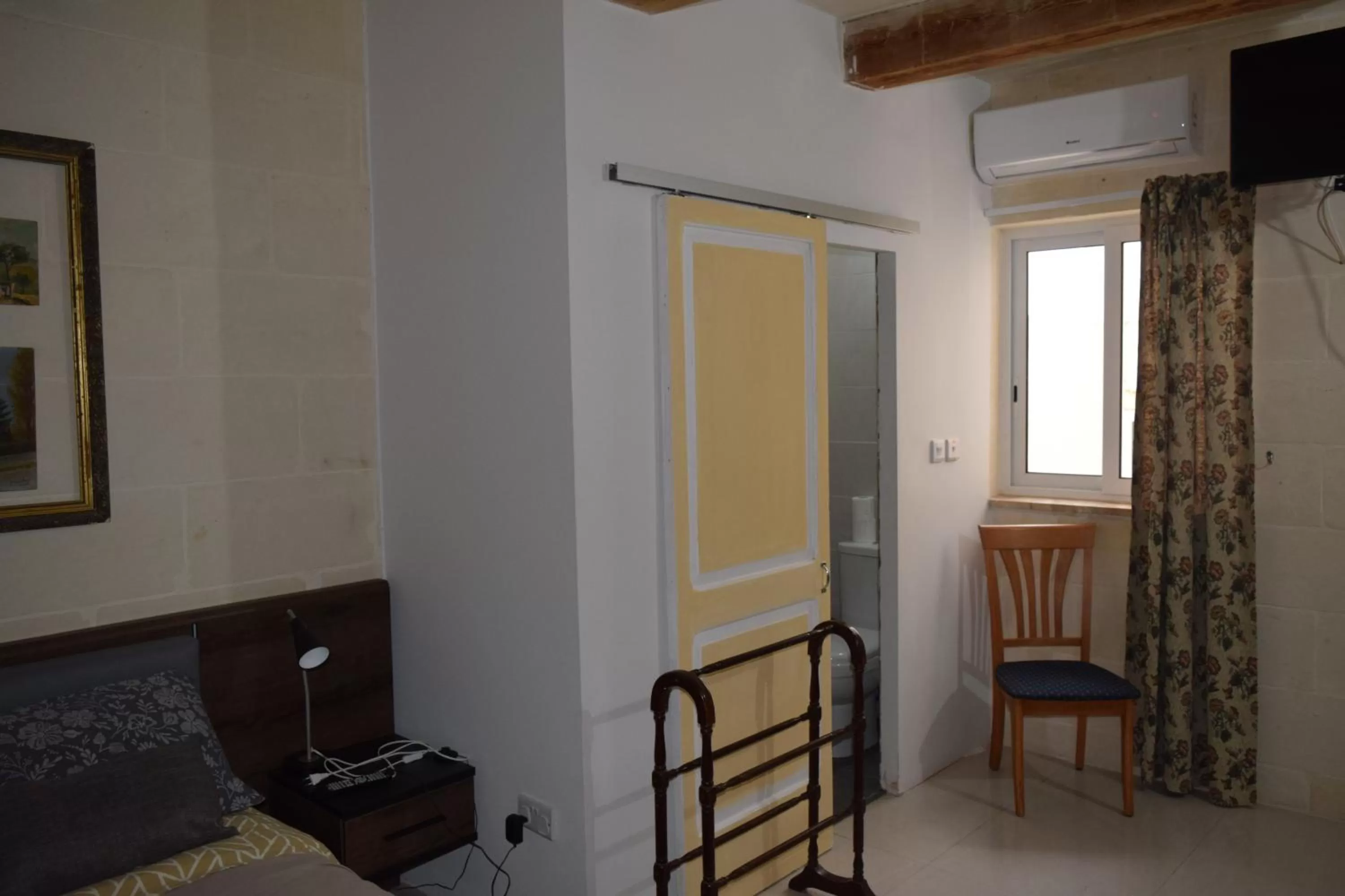 Photo of the whole room in St George of Lydda B&B