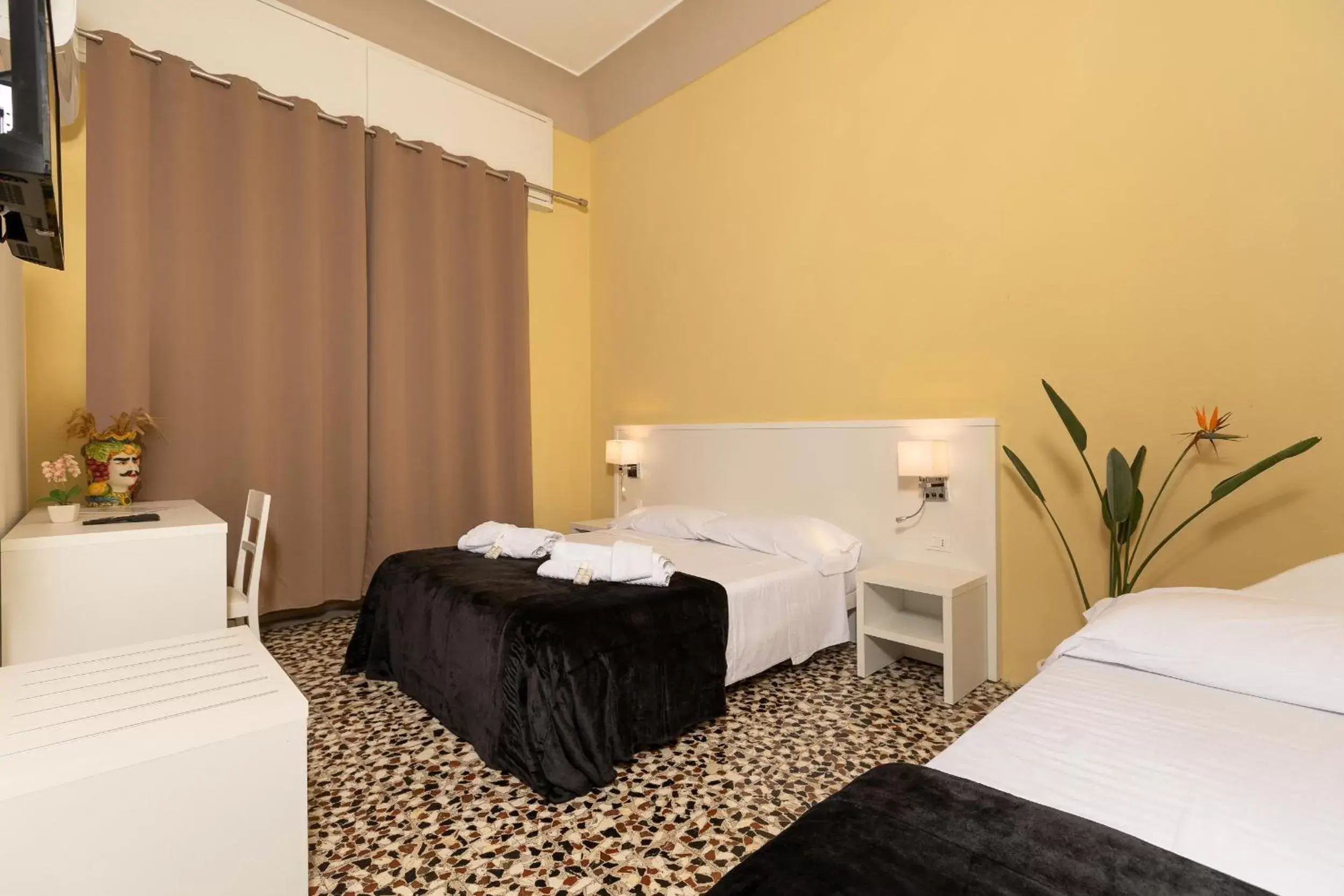 Bedroom, Bed in Regina Margherita - Bed and Breakfast & Rooftop Lounge Bar