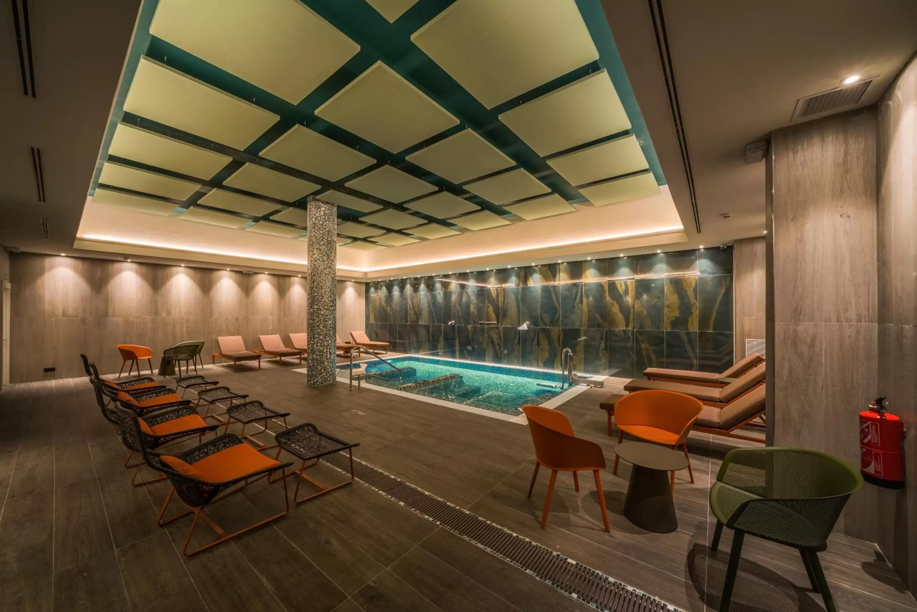 Hot Tub, Swimming Pool in Catalonia Donosti