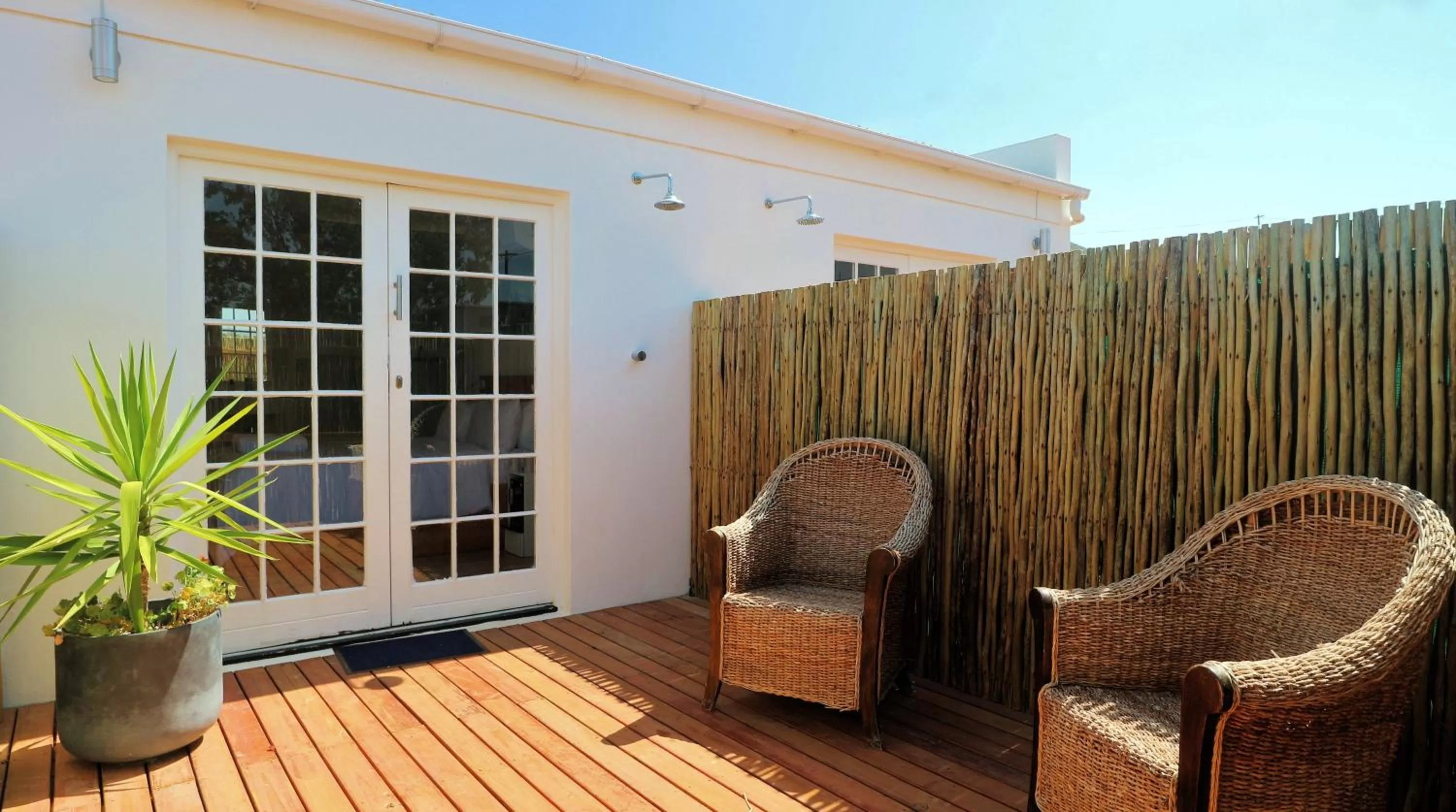 Patio in theLAB Robertson