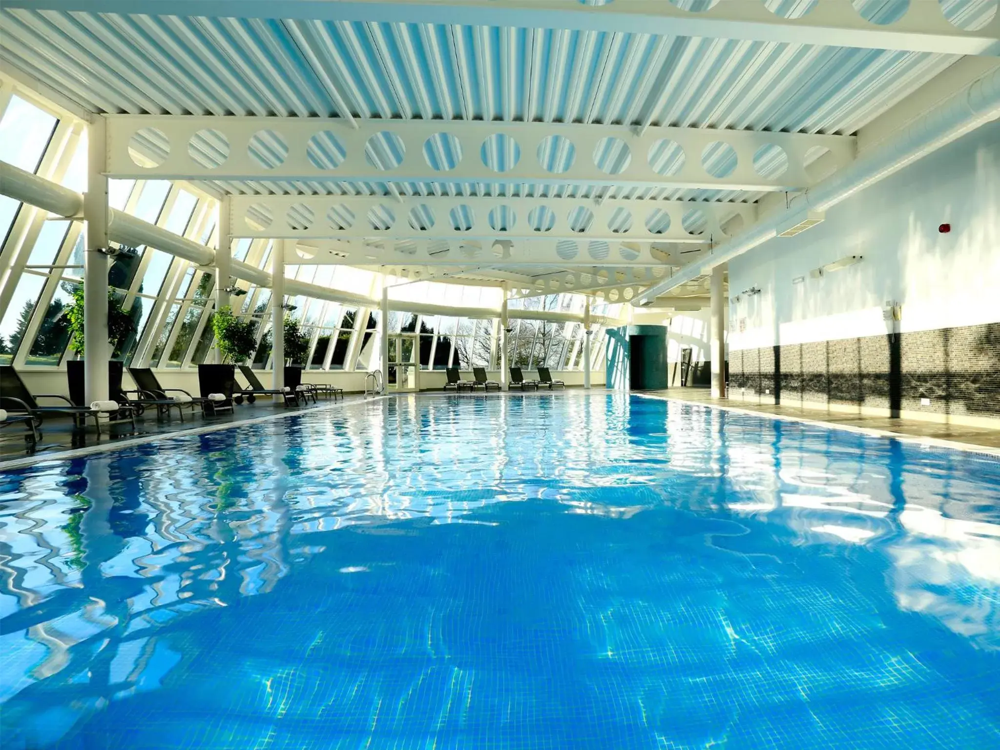 Spa and wellness centre/facilities, Swimming Pool in Macdonald Portal Hotel, Golf & Spa Cobblers Cross, Cheshire