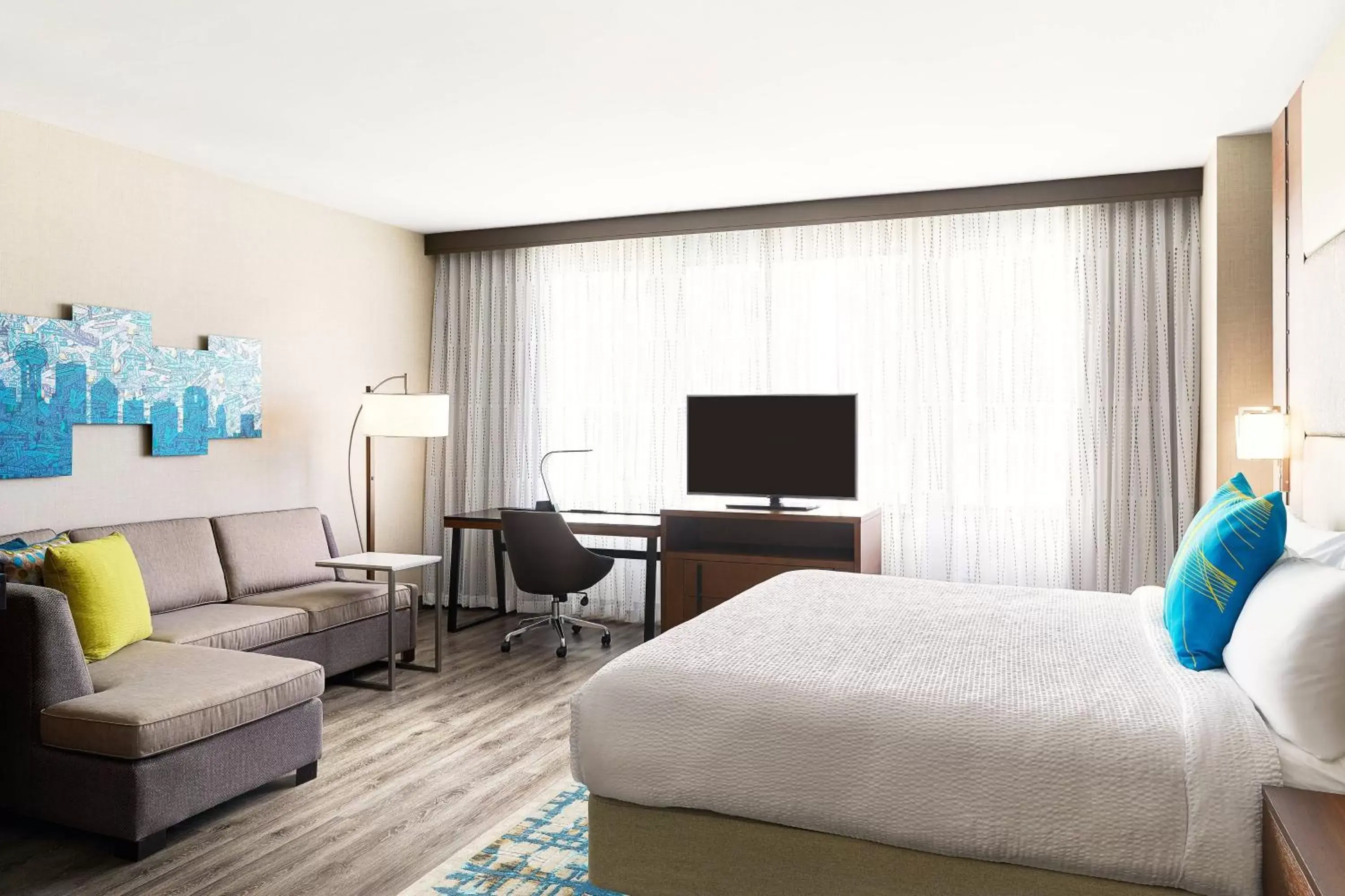 Bedroom, TV/Entertainment Center in Residence Inn by Marriott Dallas Downtown
