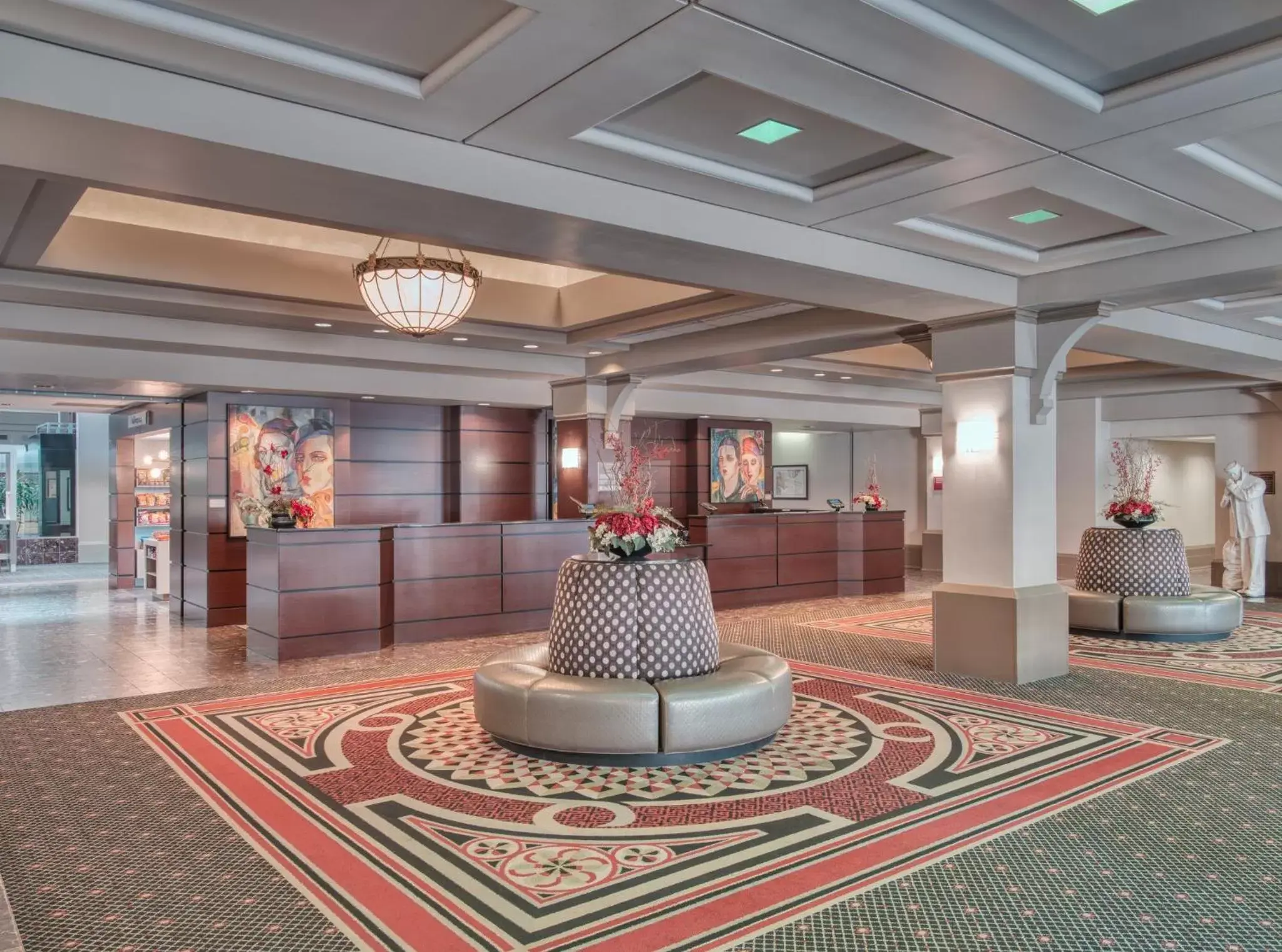 Property building, Lobby/Reception in Crowne Plaza Indianapolis-Dwtn-Union Stn, an IHG Hotel