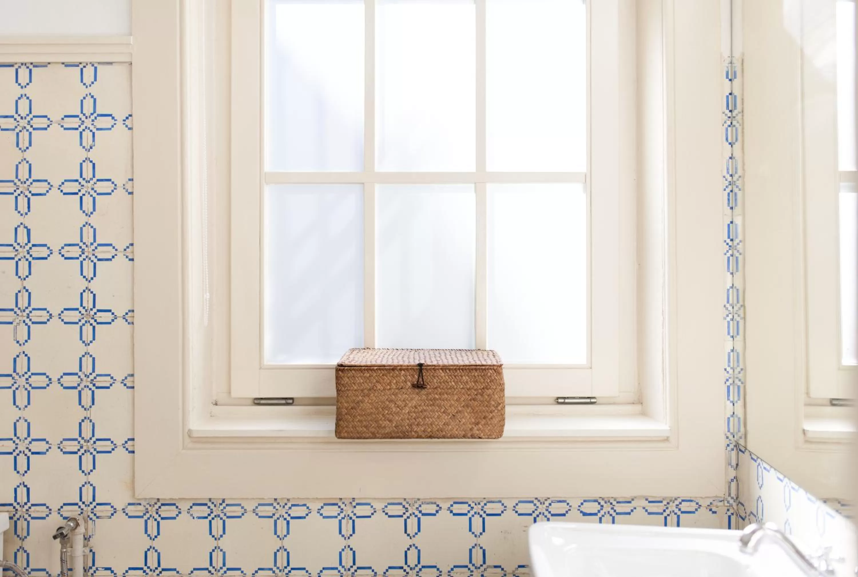 Decorative detail, Bathroom in Alameda Suites @ Porto River