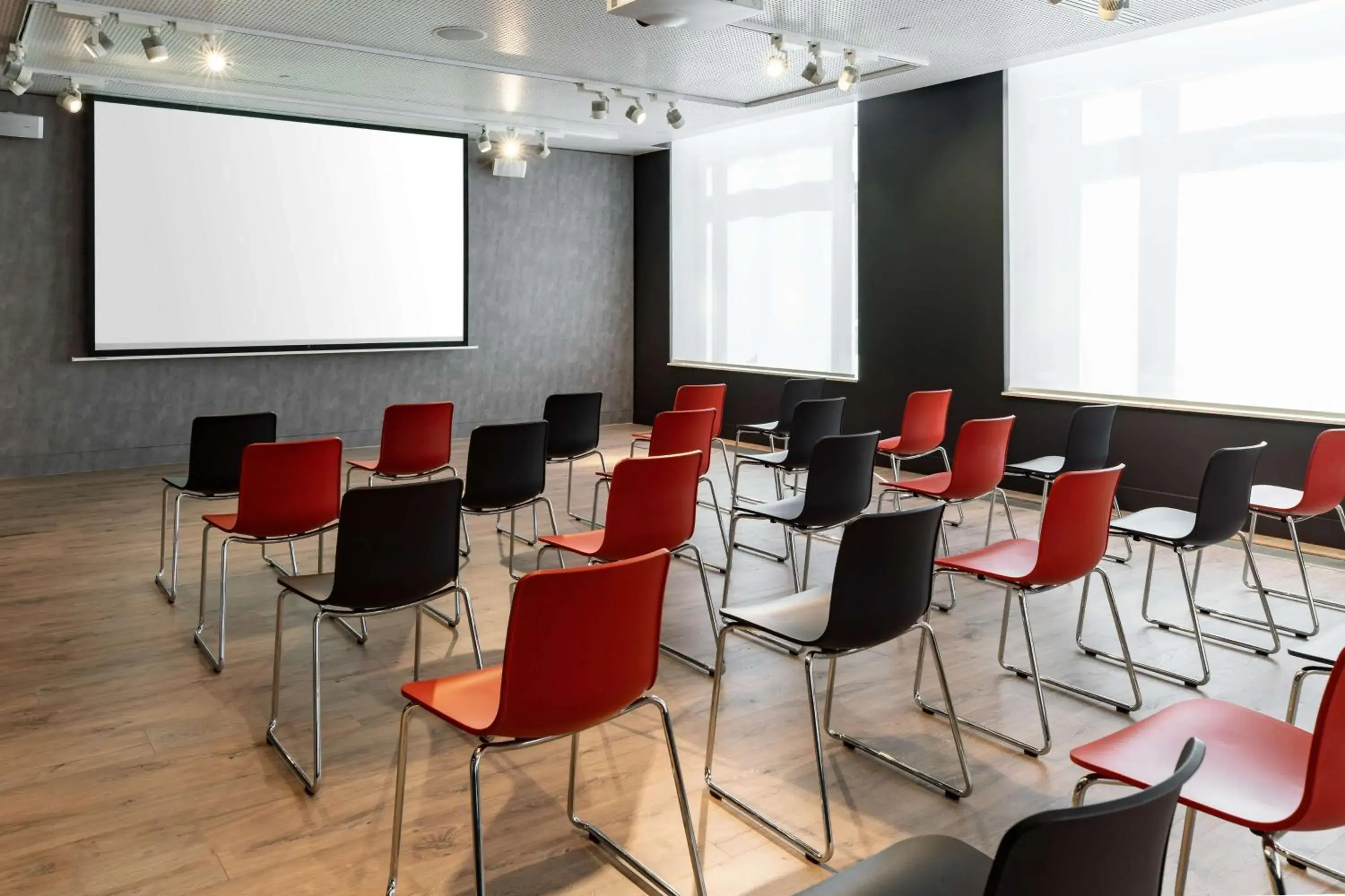 Meeting/conference room in Radisson RED Brussels