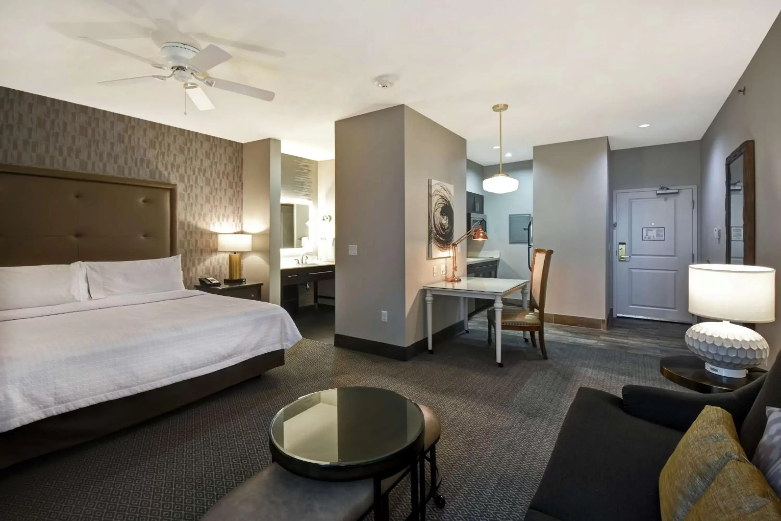 Bedroom in Homewood Suites by Hilton Dallas Arlington South