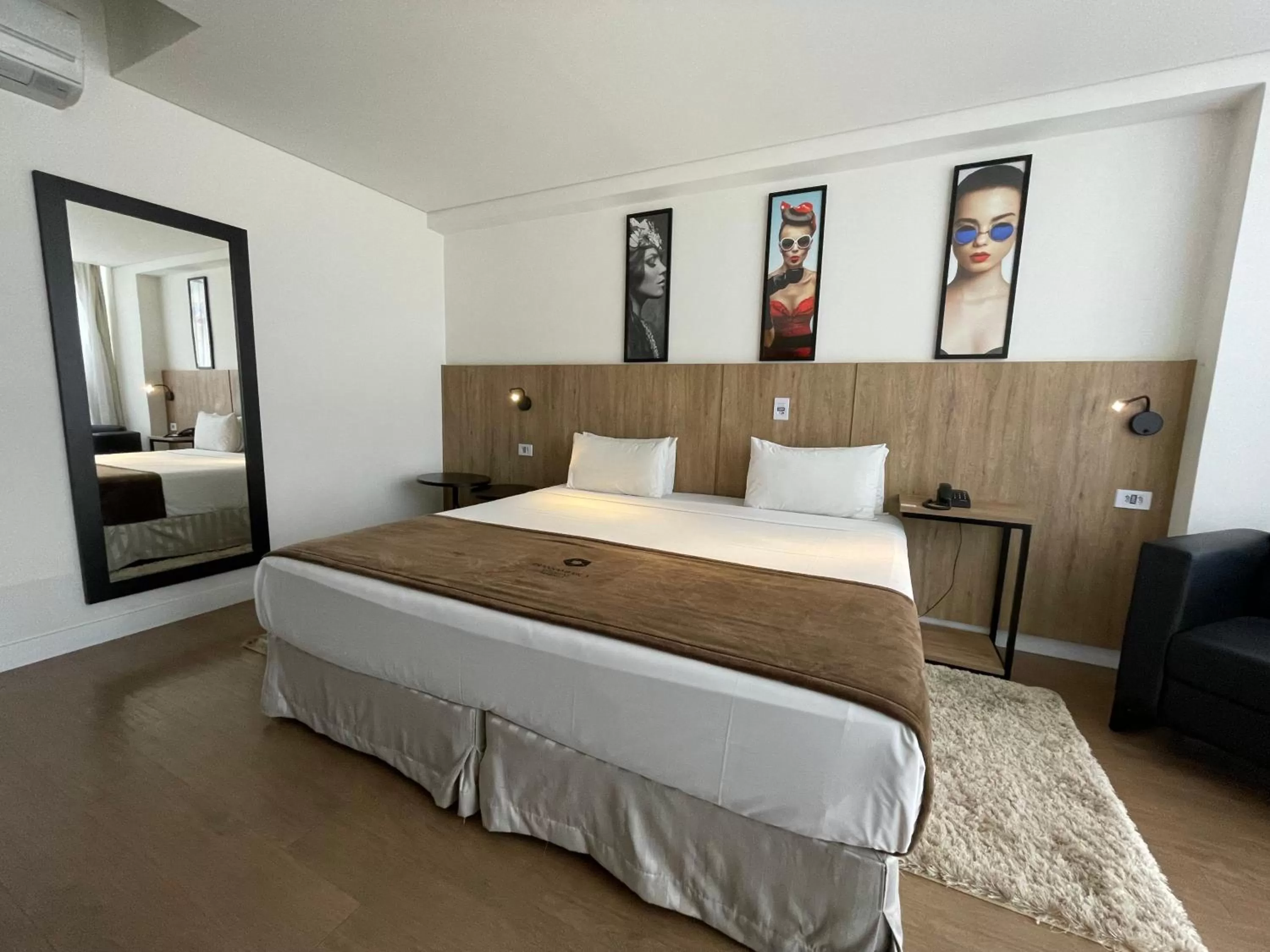 Bed in Transamerica Executive Maringá