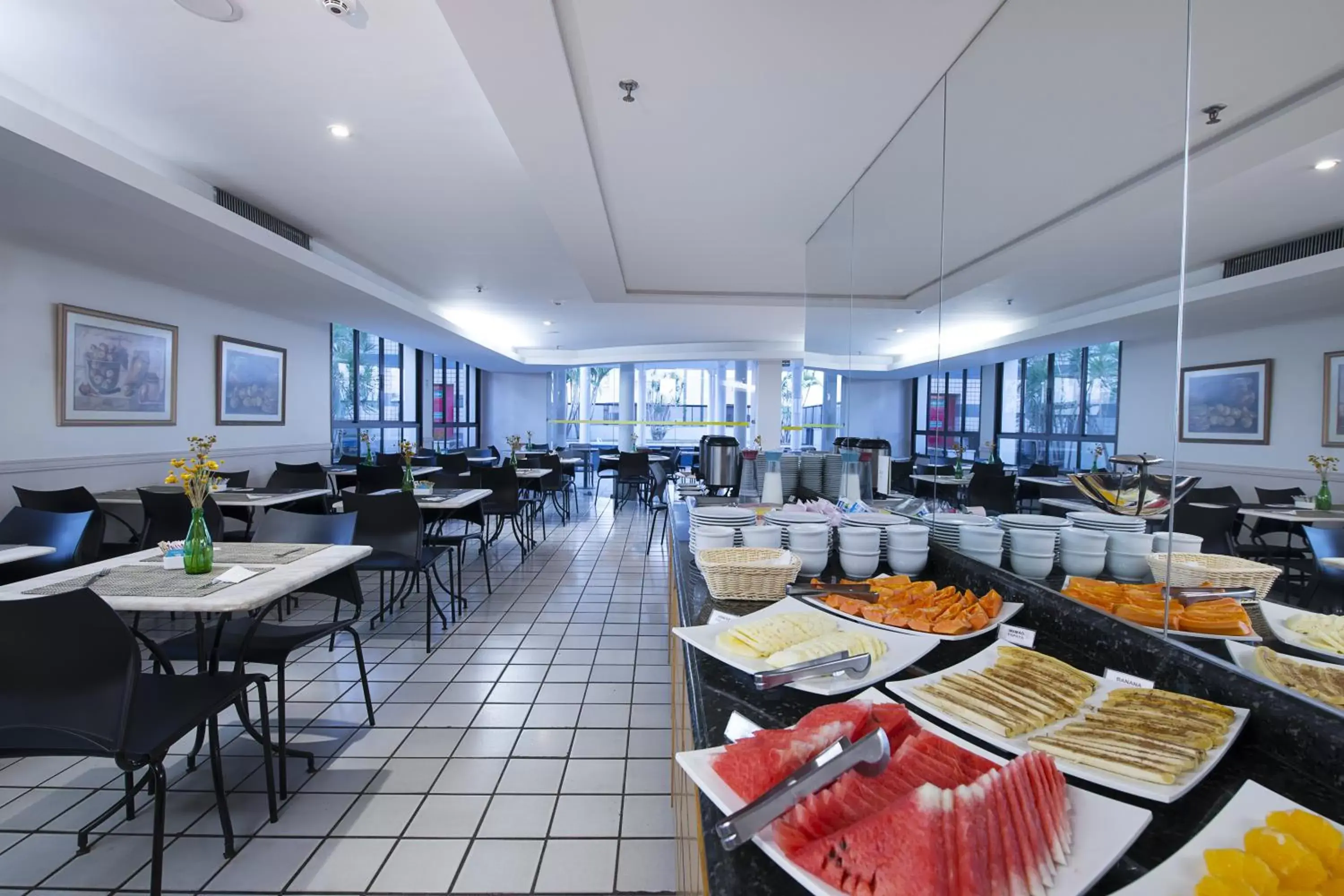 Restaurant/places to eat in Metropolitan Hotel Brasília Restaurant/places to eat in Metropolitan Hotel Brasília