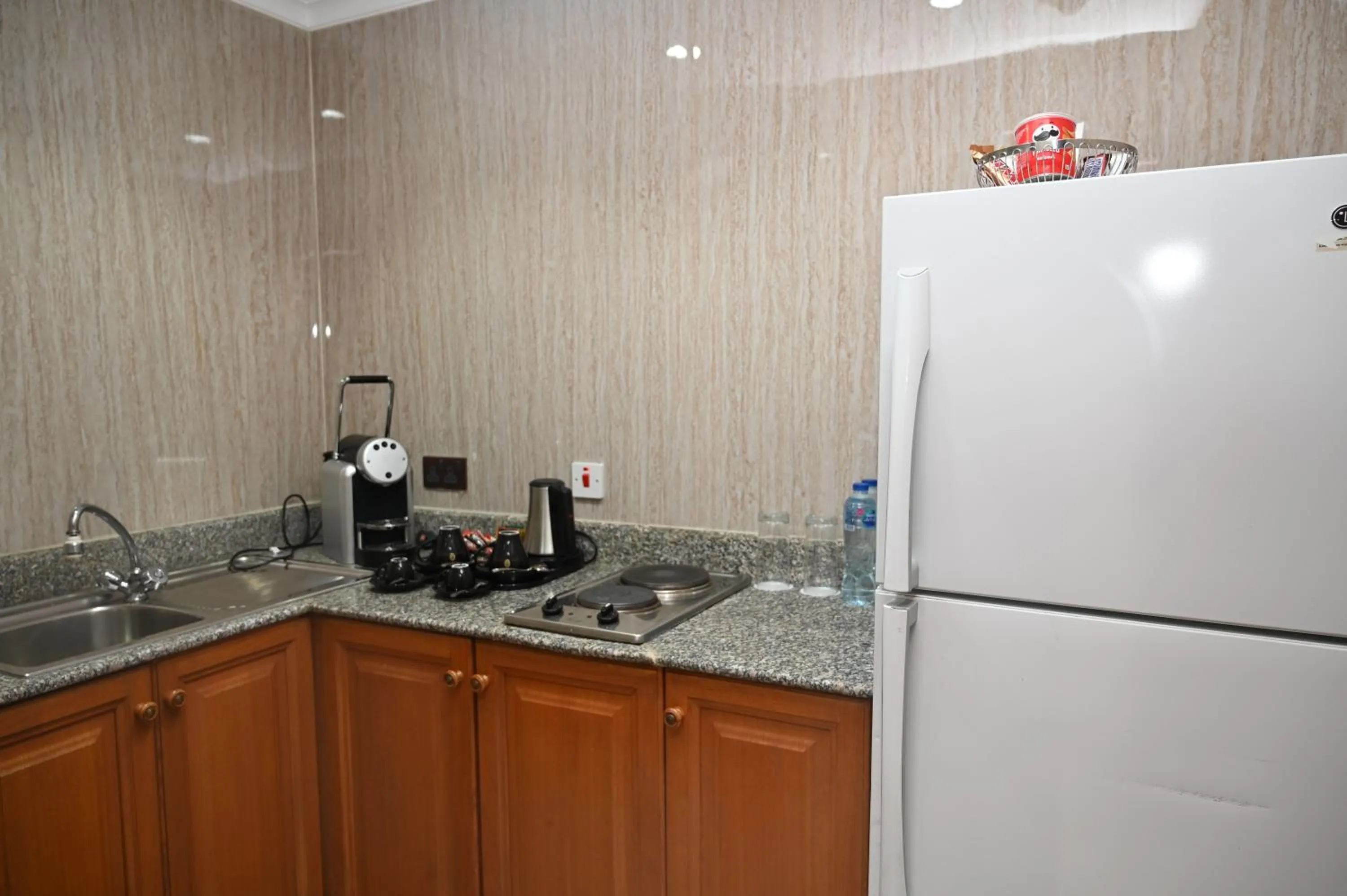 Deluxe 1-Bedroom Suite with Haram View  in Dar Al Taqwa Hotel