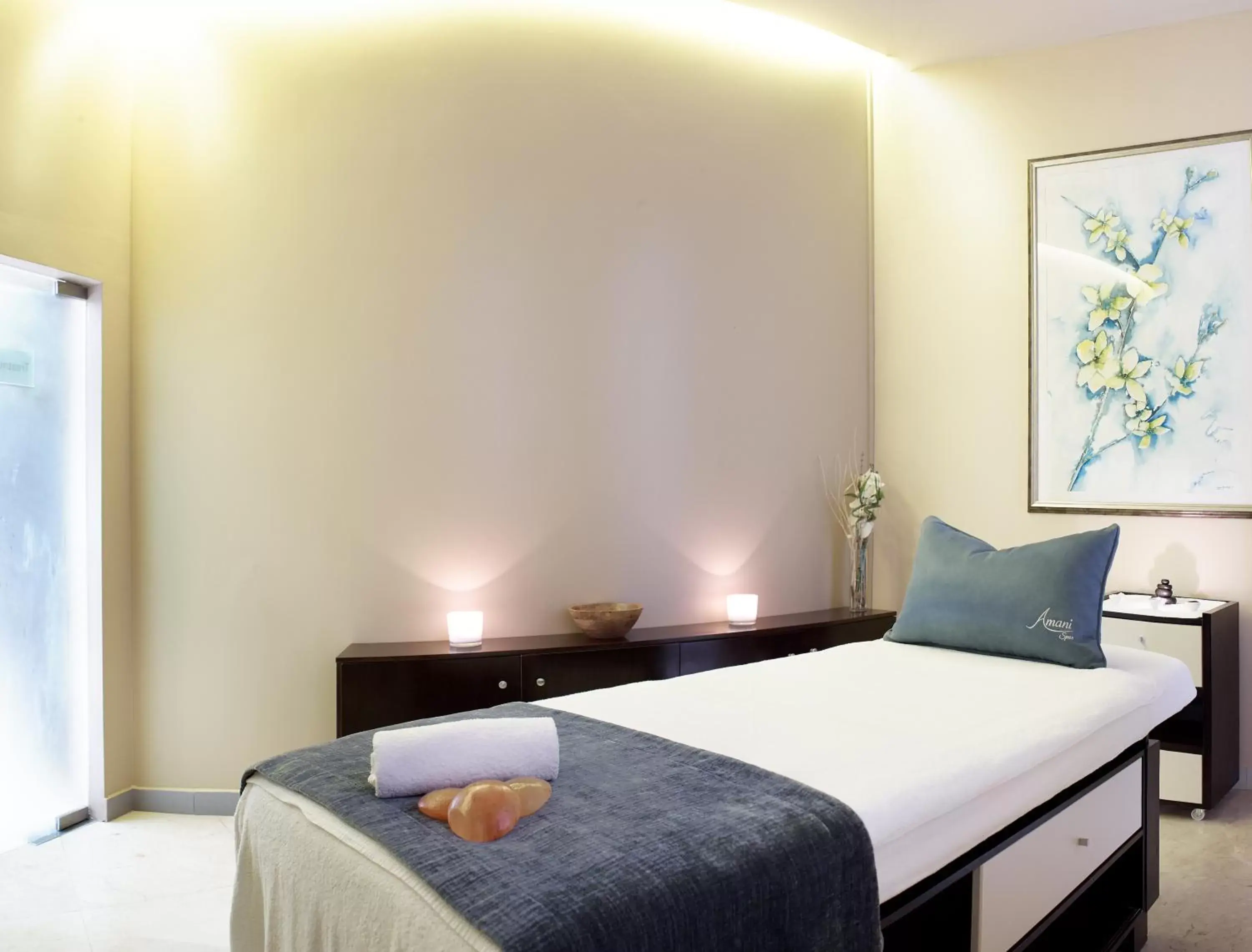 Massage, Bed in Radisson Blu Hotel & Convention Centre Kigali