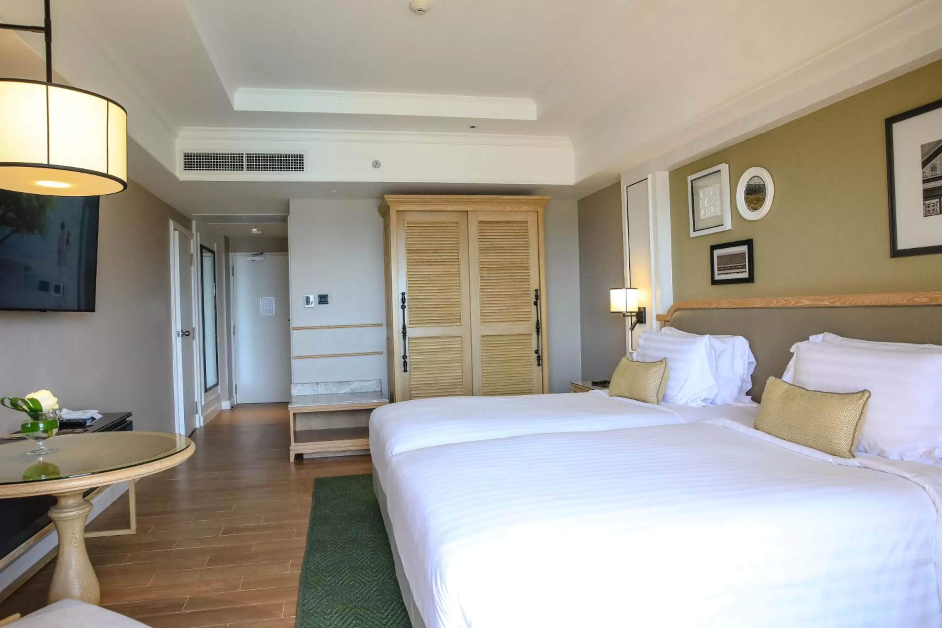 Photo of the whole room, Bed in Dusit Thani Hua Hin