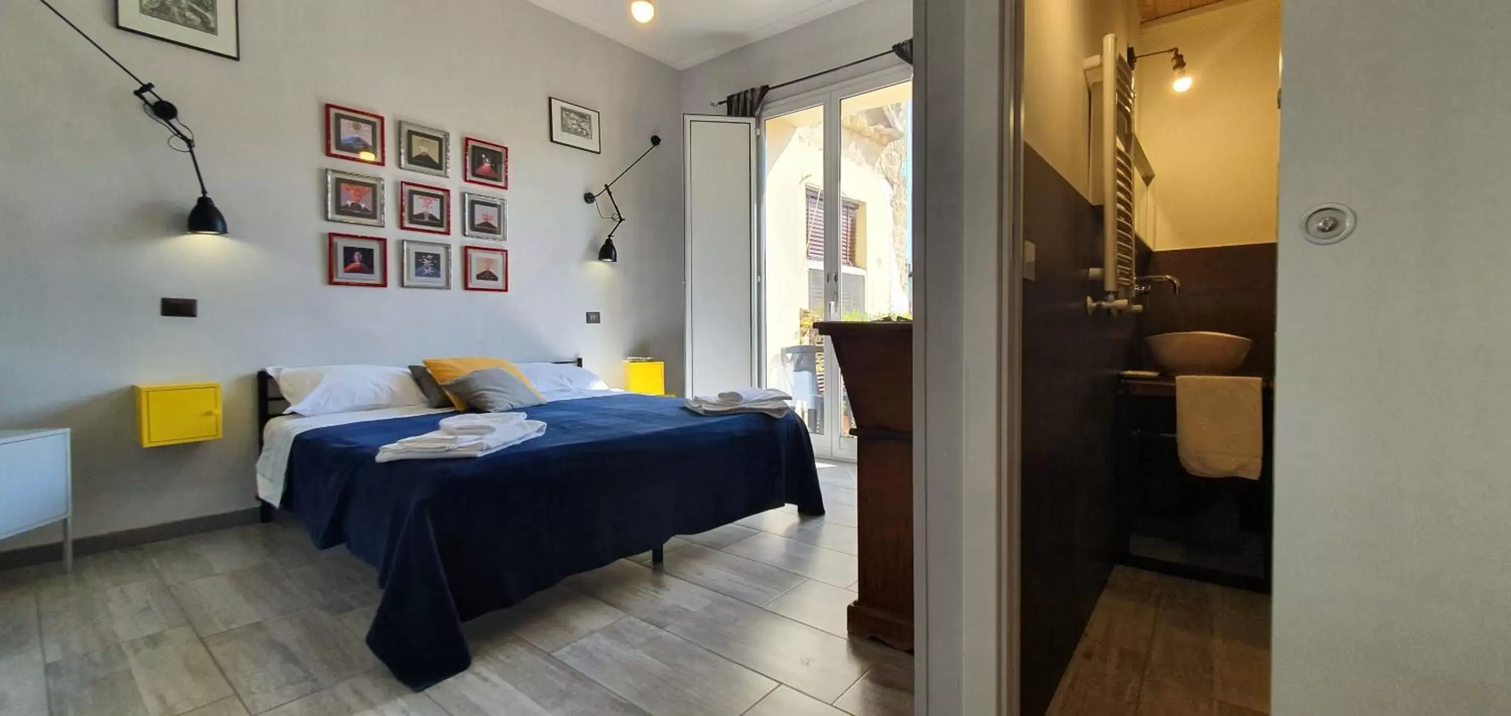 Double Room in Spanish Palace Rooms, Suites Apartments & Terraces