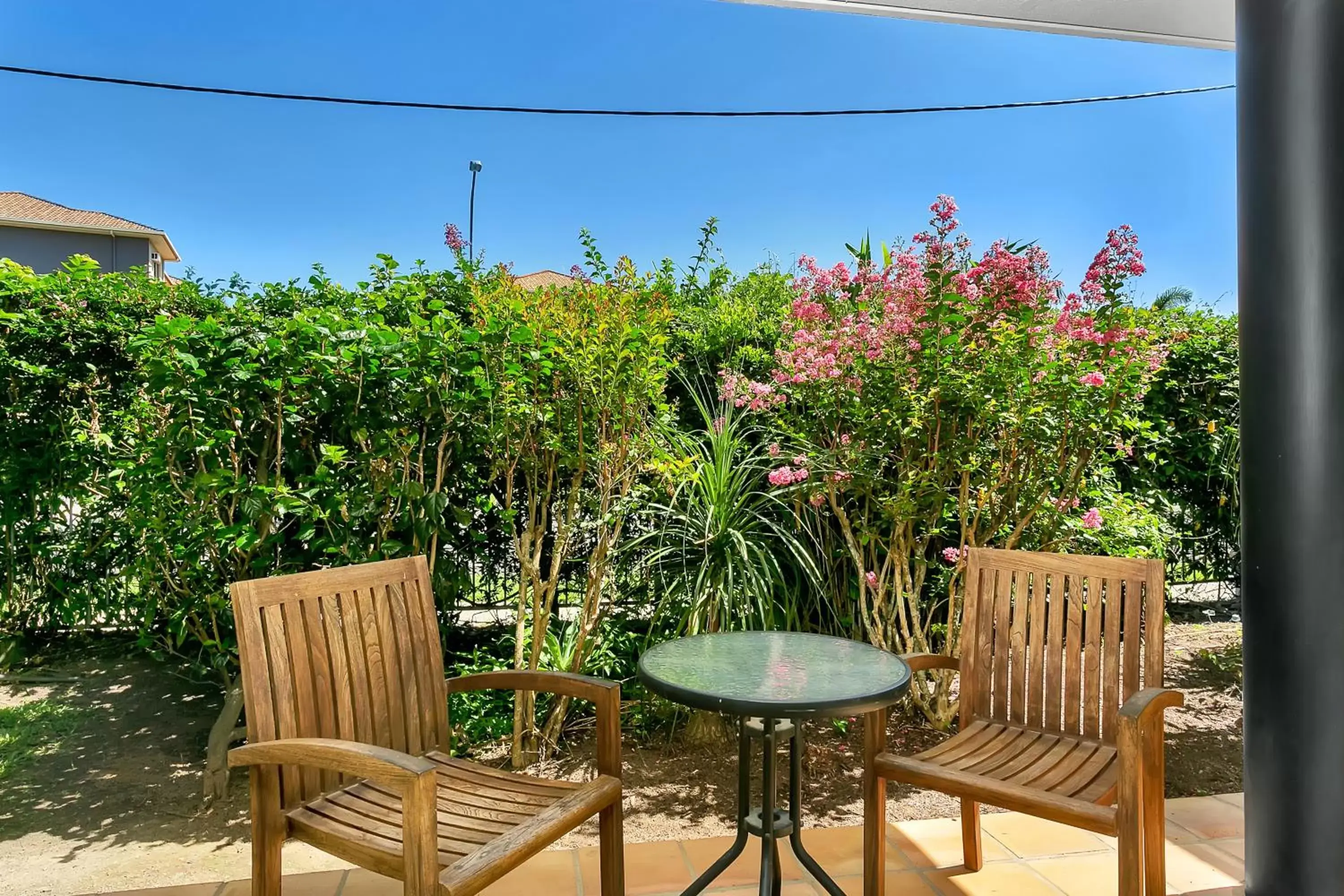 Patio in Cairns Reef Apartments & Motel