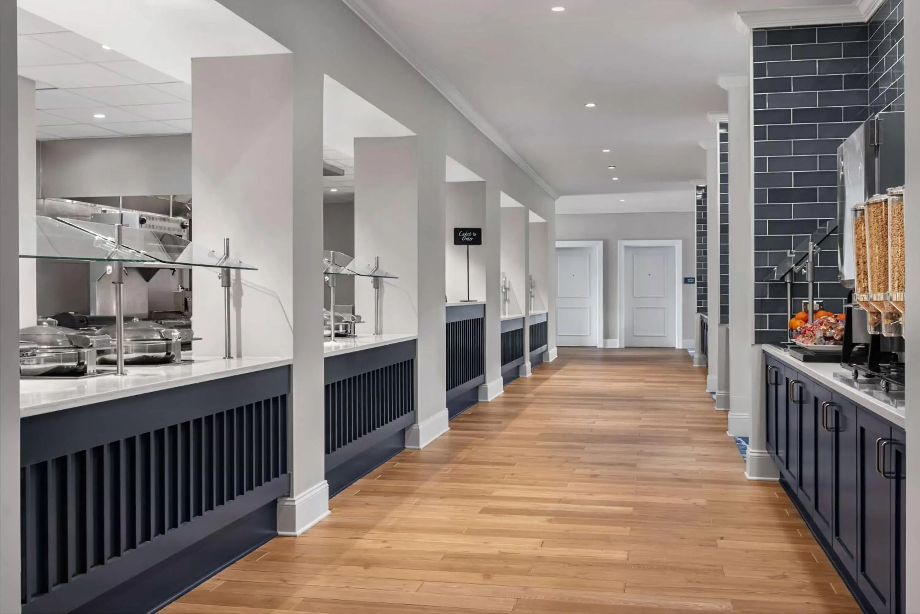 Breakfast in Embassy Suites by Hilton Charleston Harbor Mt. Pleasant Breakfast in Embassy Suites by Hilton Charleston Harbor Mt. Pleasant