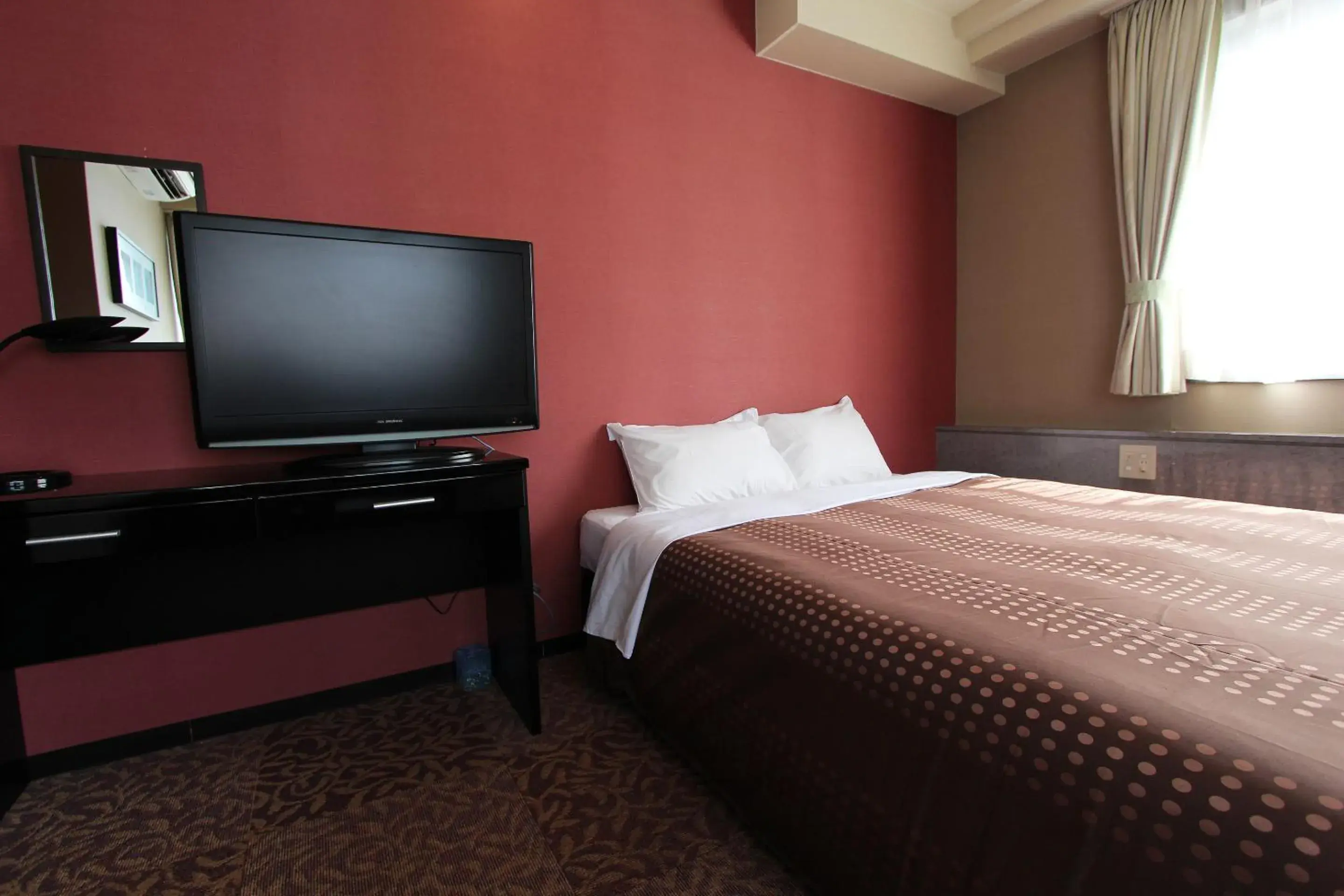 TV and multimedia, Bed in HOTEL LiVEMAX BUDGET Kobe