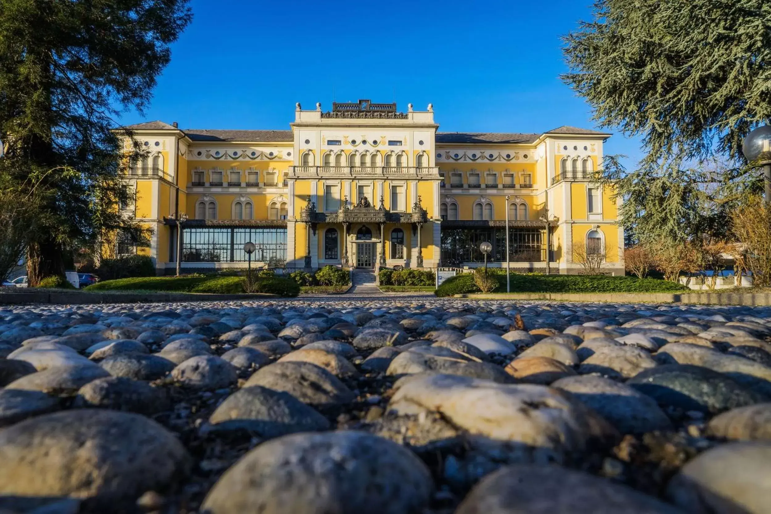 Garden view, Property Building in Hotel Villa Malpensa