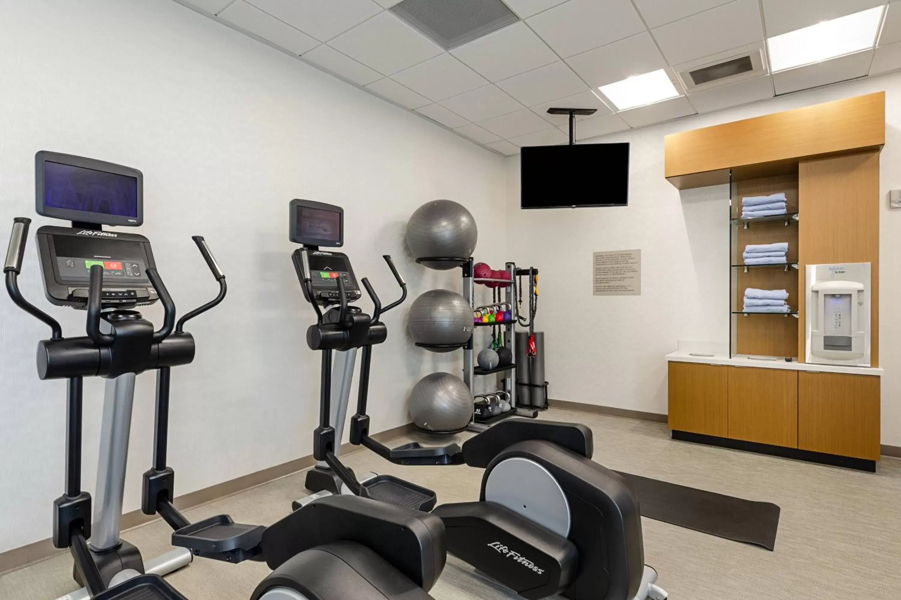 Fitness centre/facilities, Fitness Center/Facilities in SpringHill Suites By Marriott Charleston Airport & Convention Center