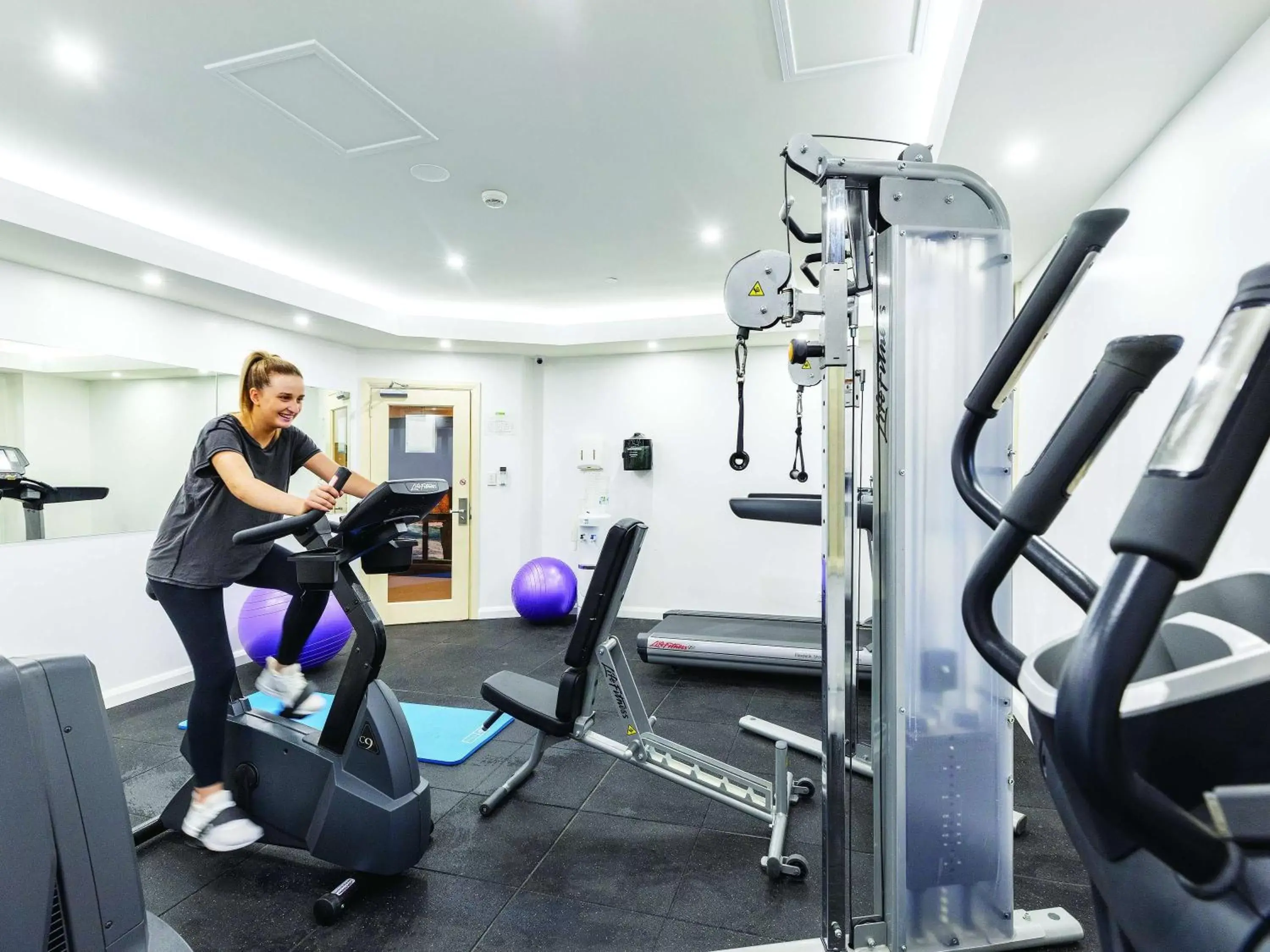 On site, Fitness Center/Facilities in ibis Styles Kingsgate Hotel