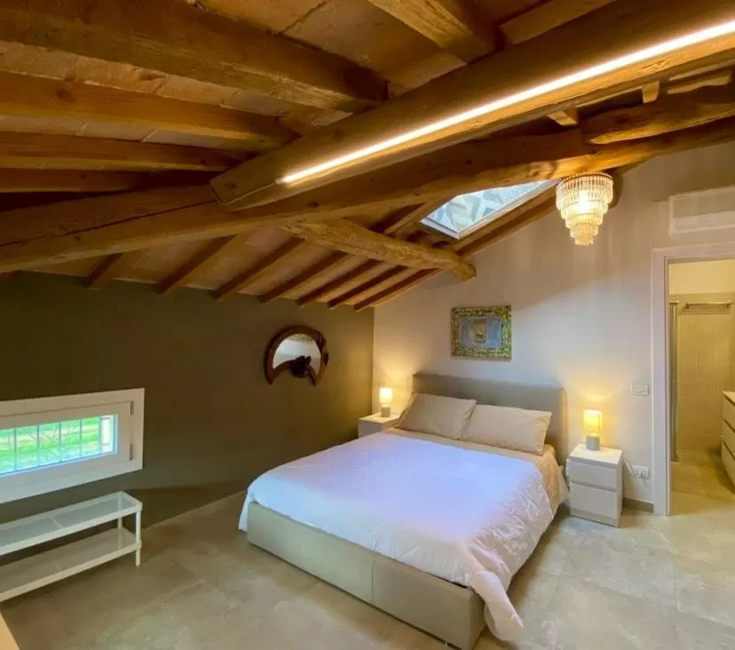 Bed in La Casa di Valeria - Modena