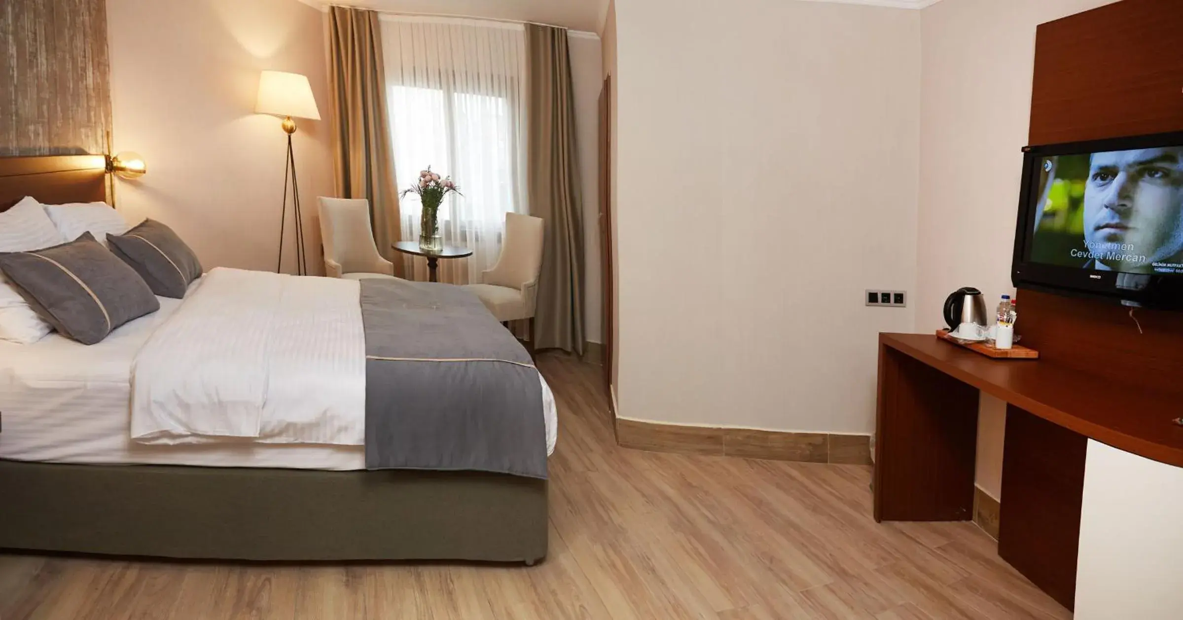 Bed in Mira Hotel Alsancak