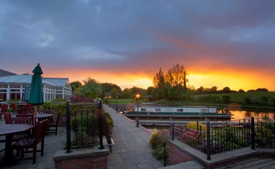 Facade/entrance in Lion Quays Resort
