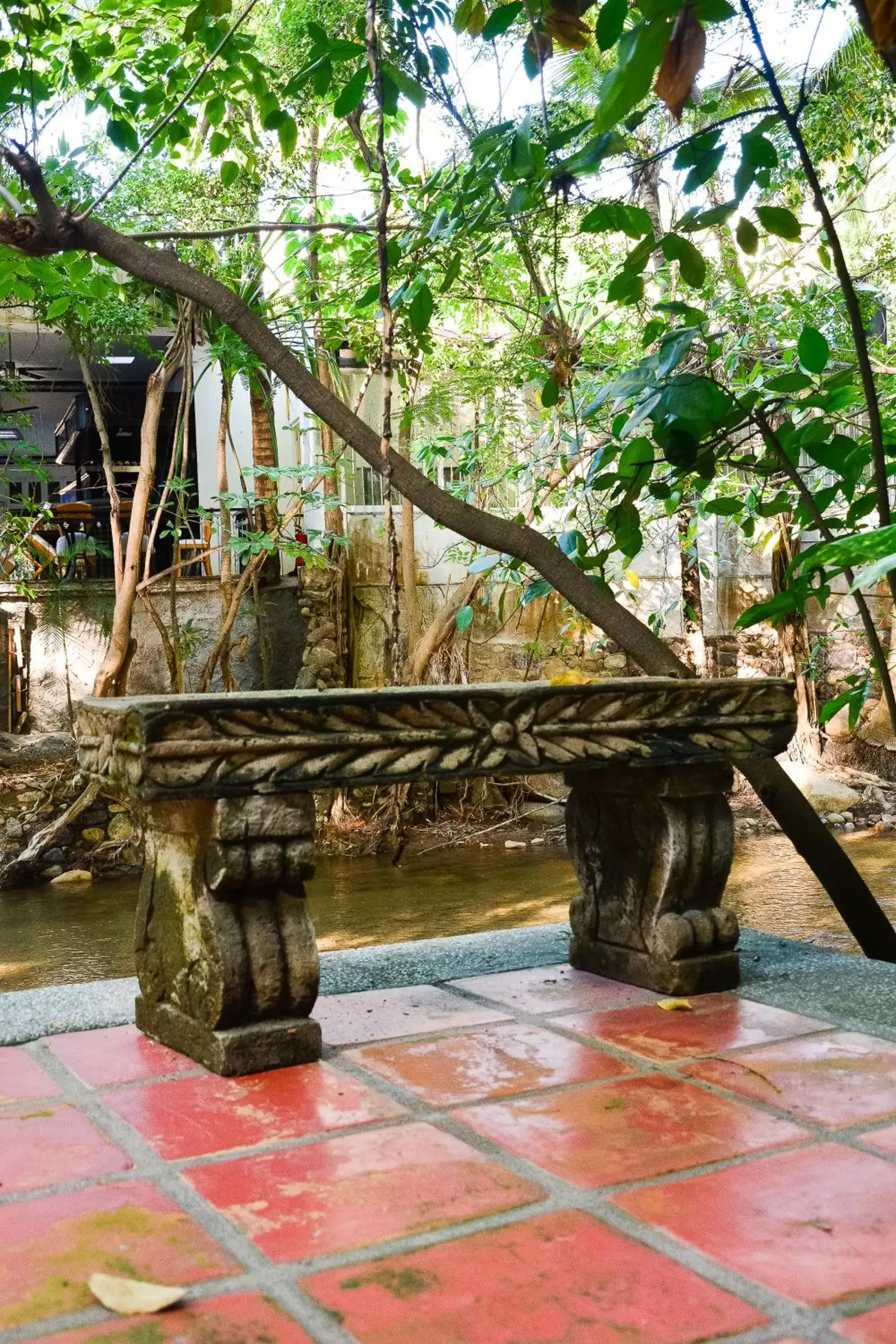 Patio, Swimming Pool in Garlands Del Rio