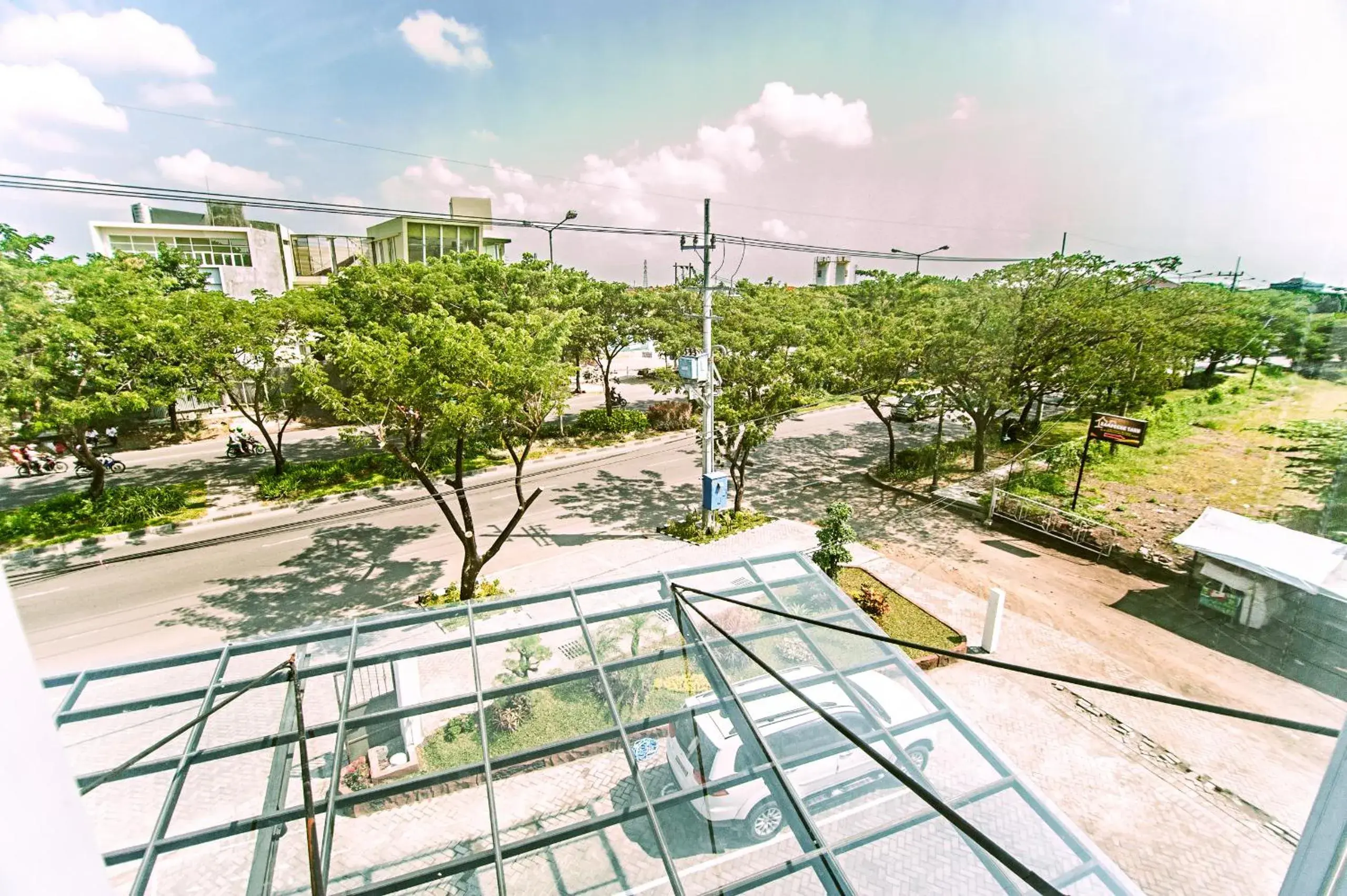 Facade/entrance in Grace Setia Hotel Facade/entrance in Grace Setia Hotel