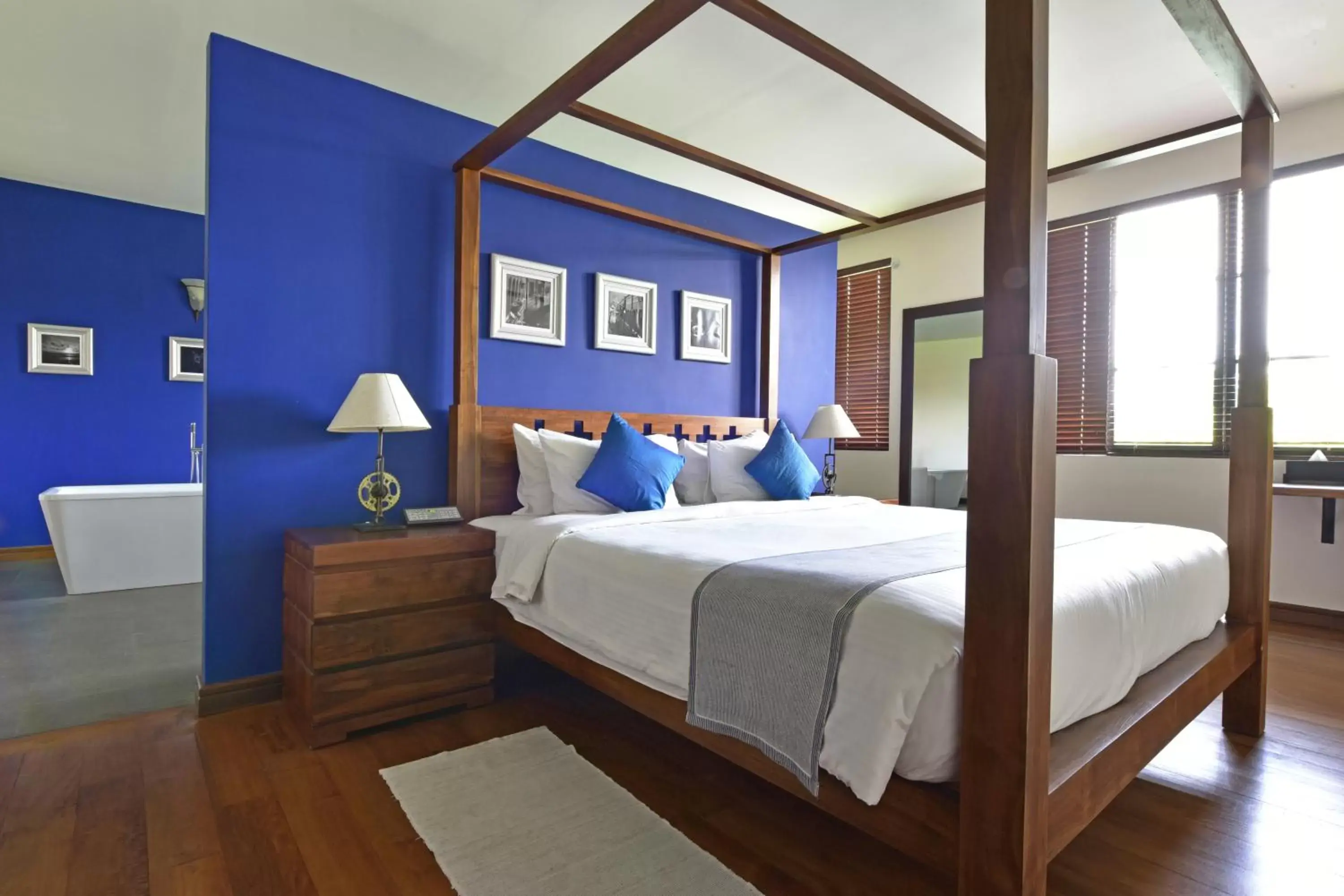 Day, Bed in Colombo Court Hotel & Spa