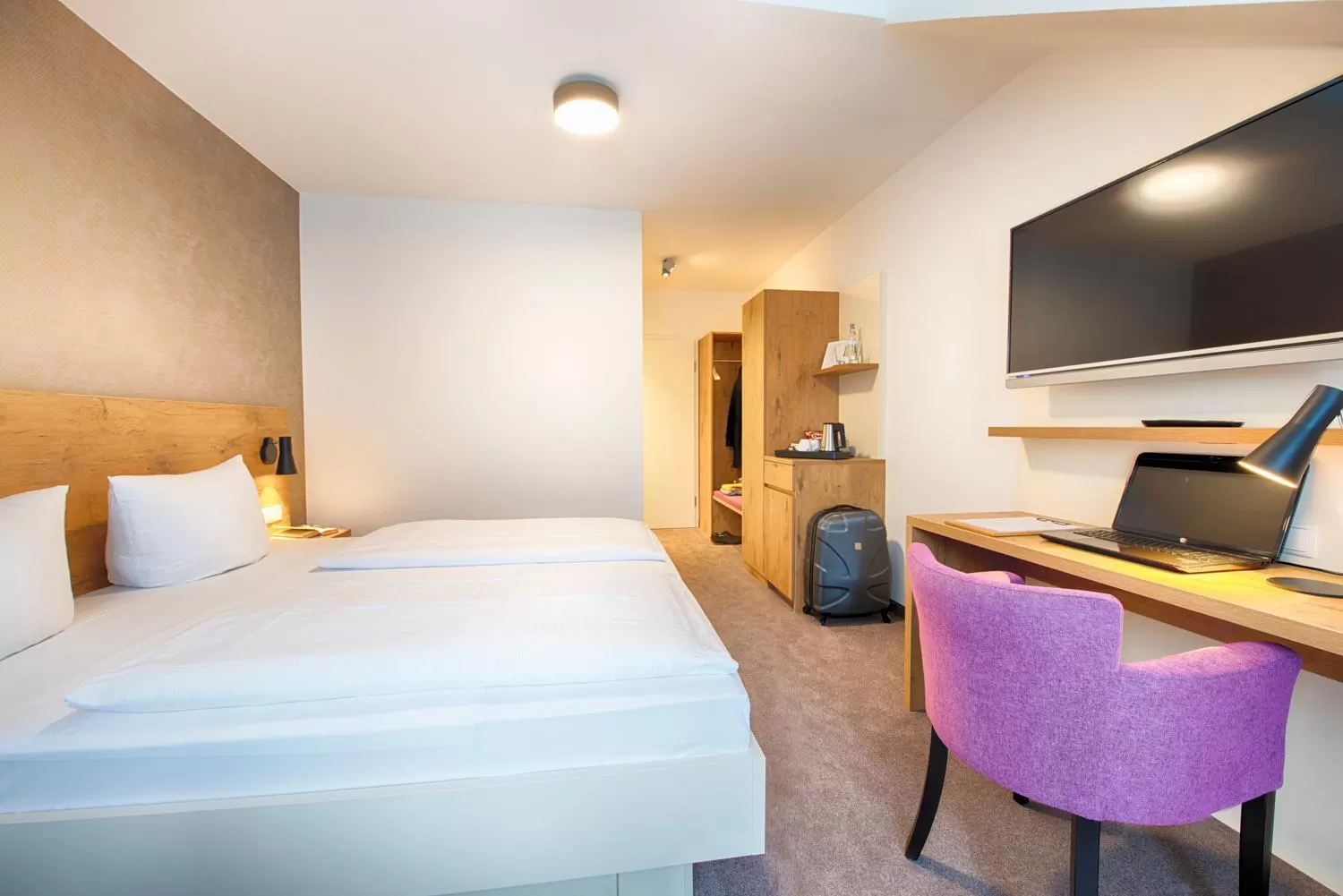 Photo of the whole room, Bed in Das Prinzregent