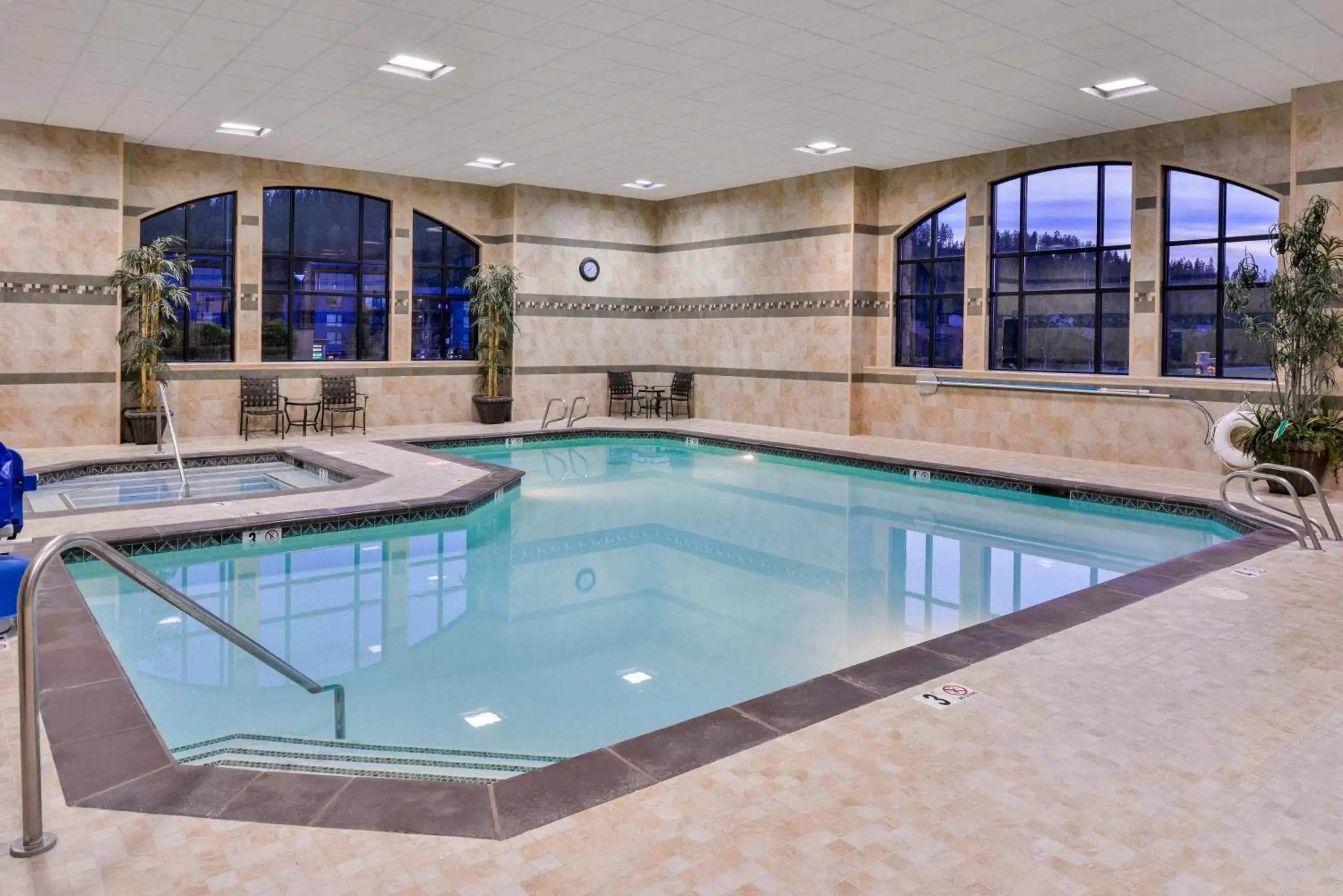 Pool view, Swimming Pool in Hampton Inn and Suites Coeur d'Alene
