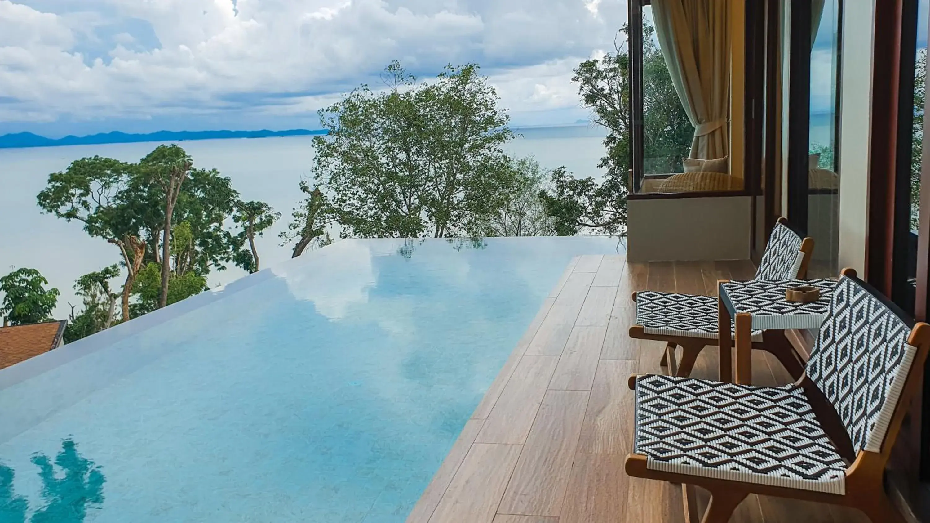 Swimming pool in Sinae Phuket - SHA Extra Plus Swimming pool in Sinae Phuket - SHA Extra Plus