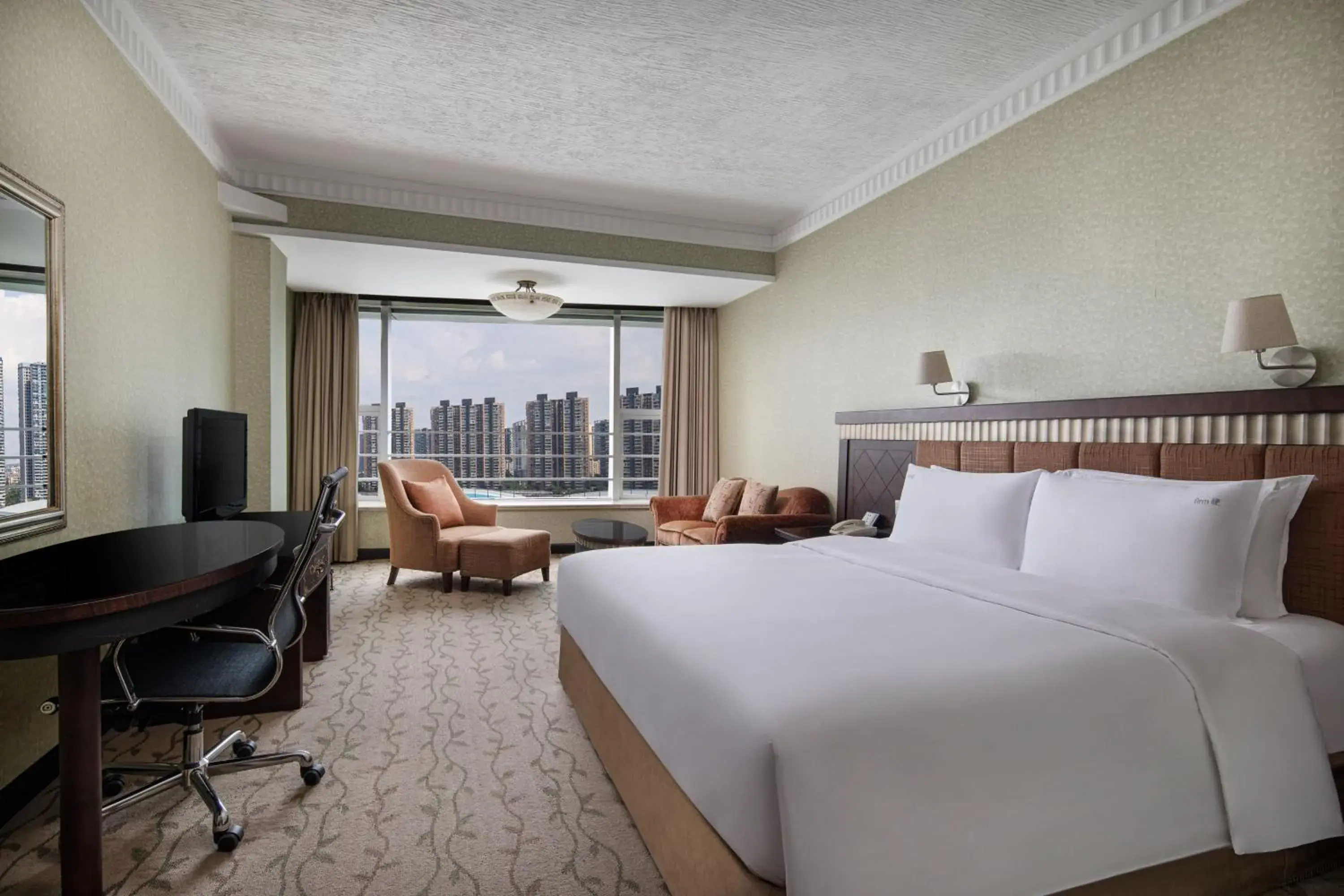 Holiday Inn Chengdu Century City - East, an IHG Hotel