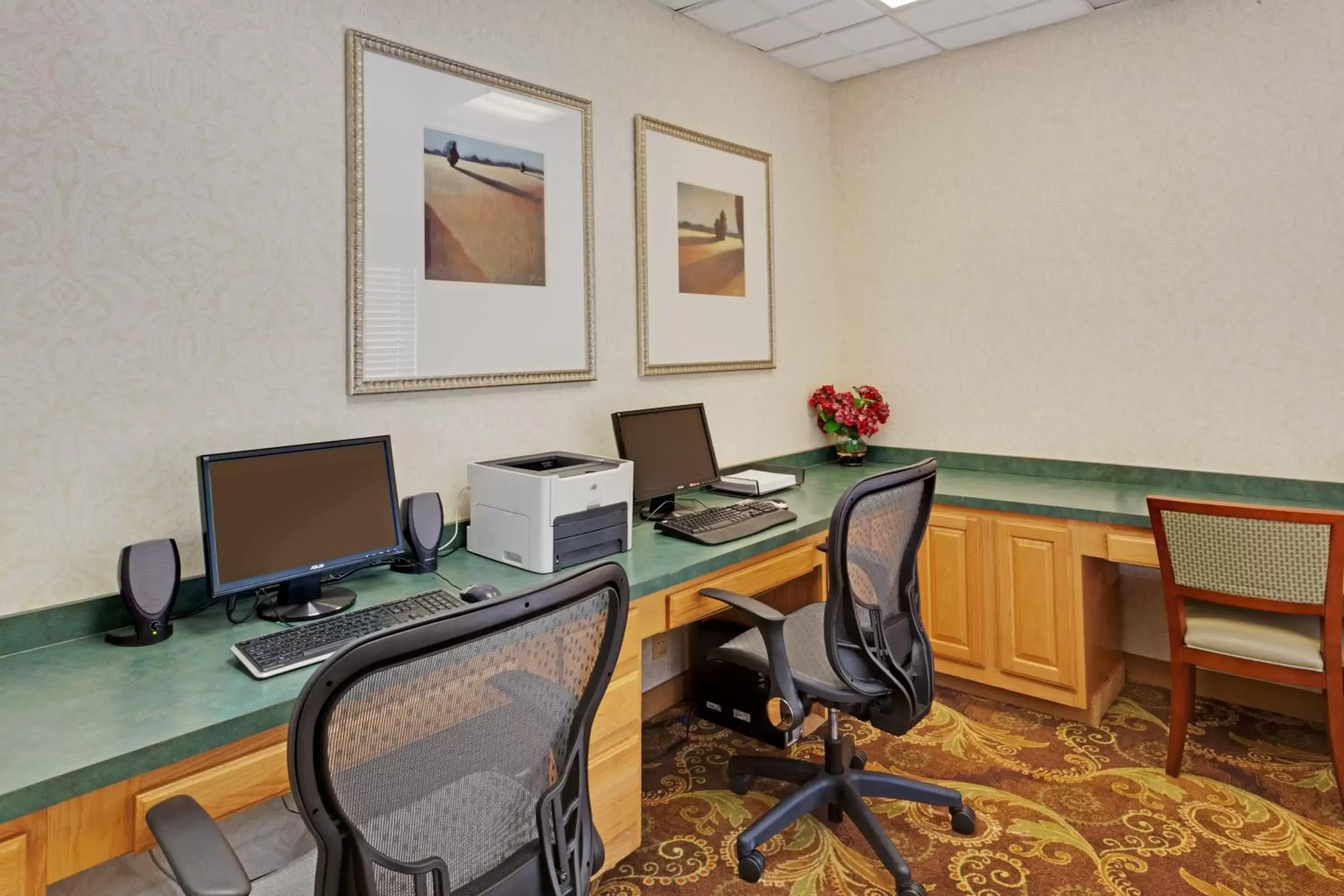 Business facilities in Country Inn & Suites by Radisson, Bel Air/Aberdeen, MD