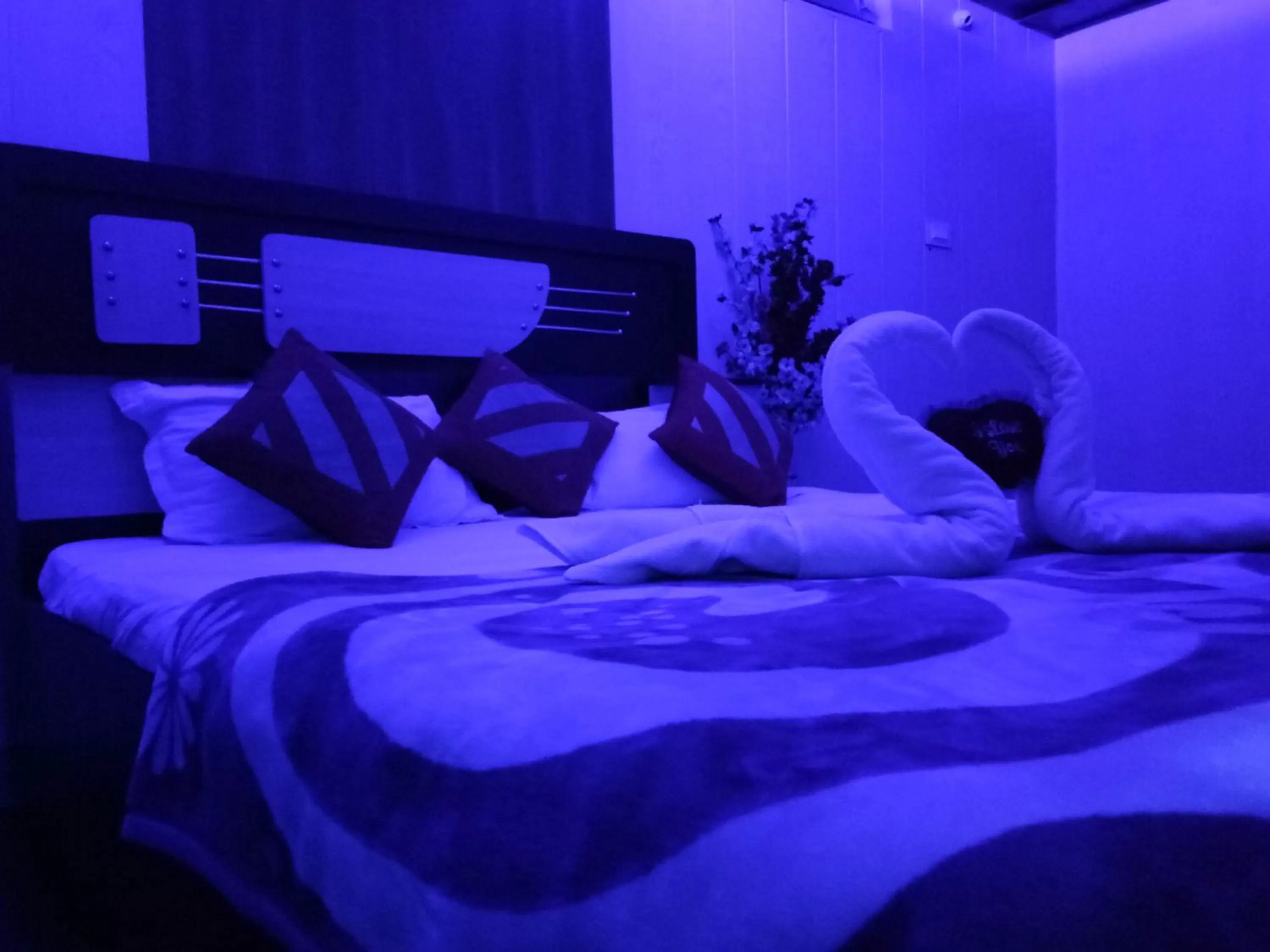 Bed in Haveli Taragarh Palace