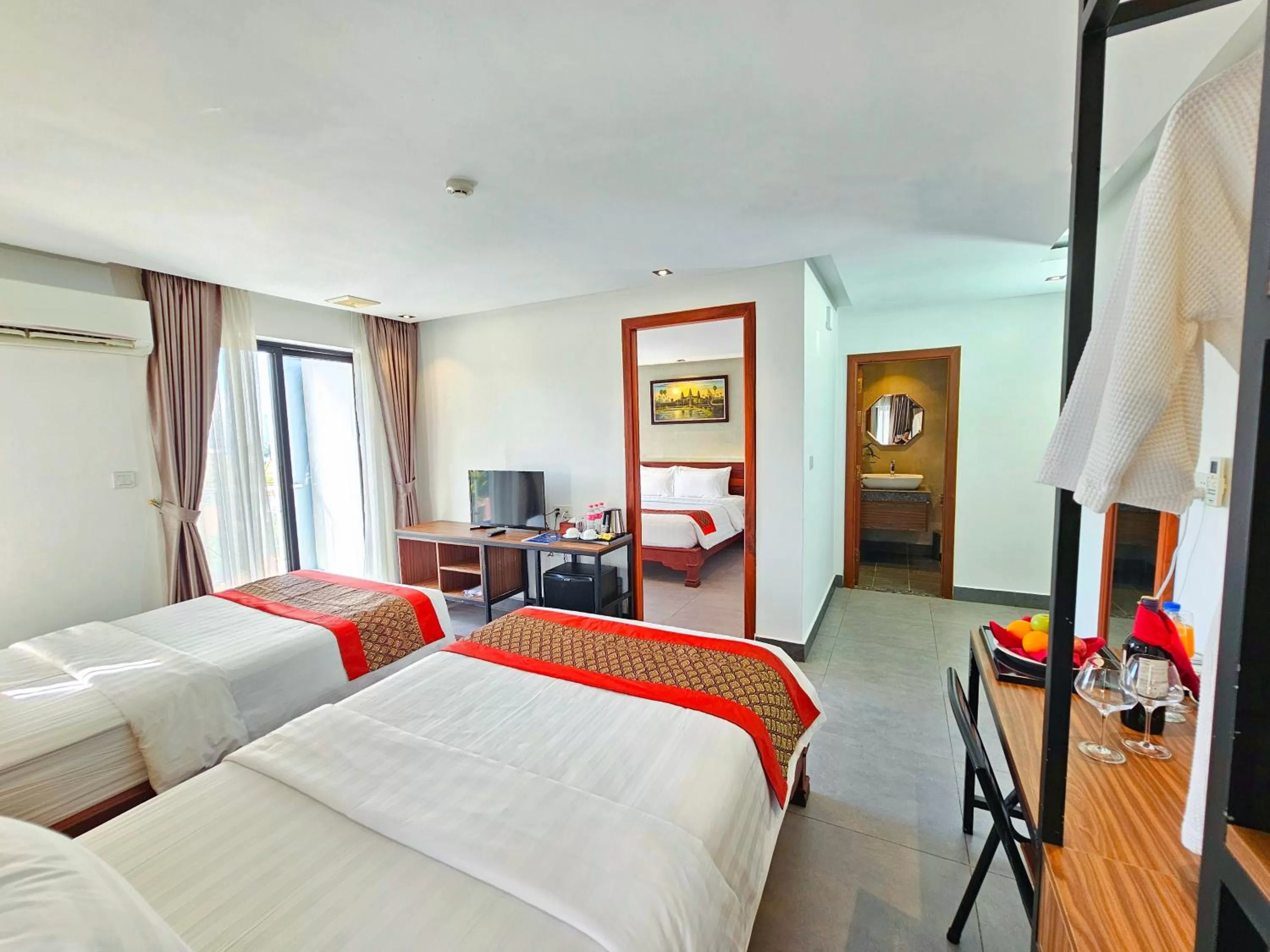 Bedroom, Bed in Le Botum Hotel