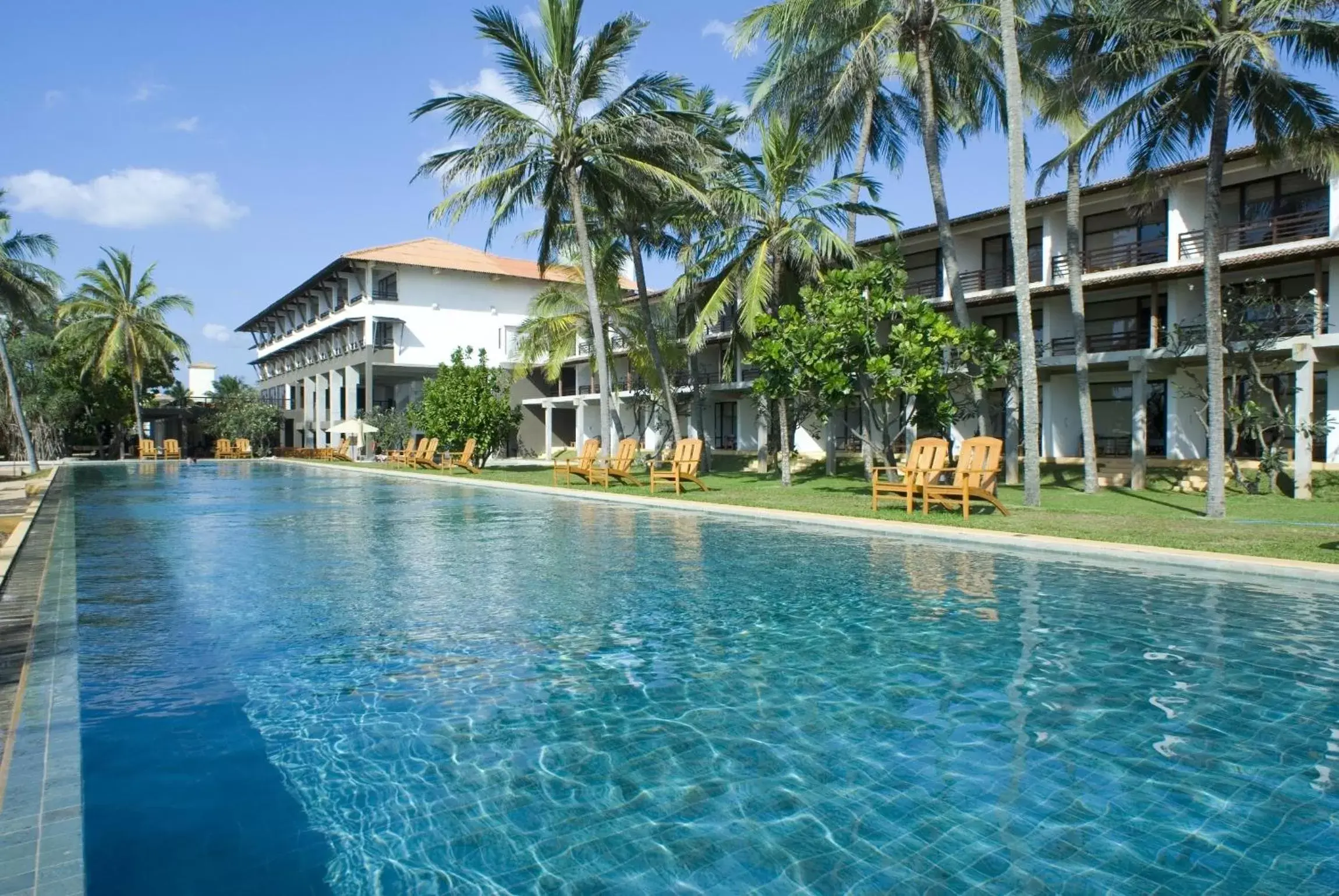 Swimming pool, Property Building in Jetwing Beach