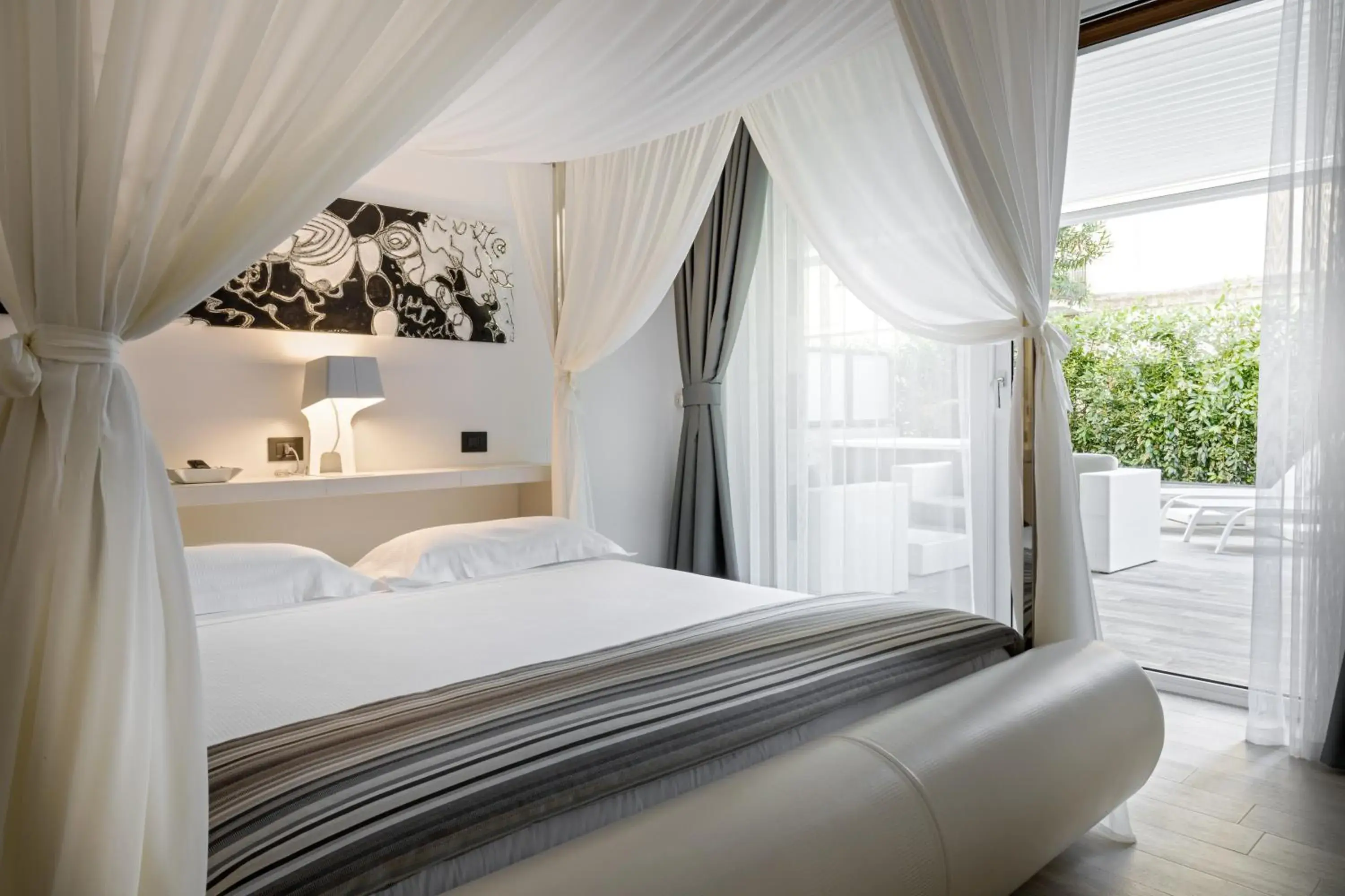 Bedroom, Bed in LHP Hotel Santa Margherita Palace & SPA