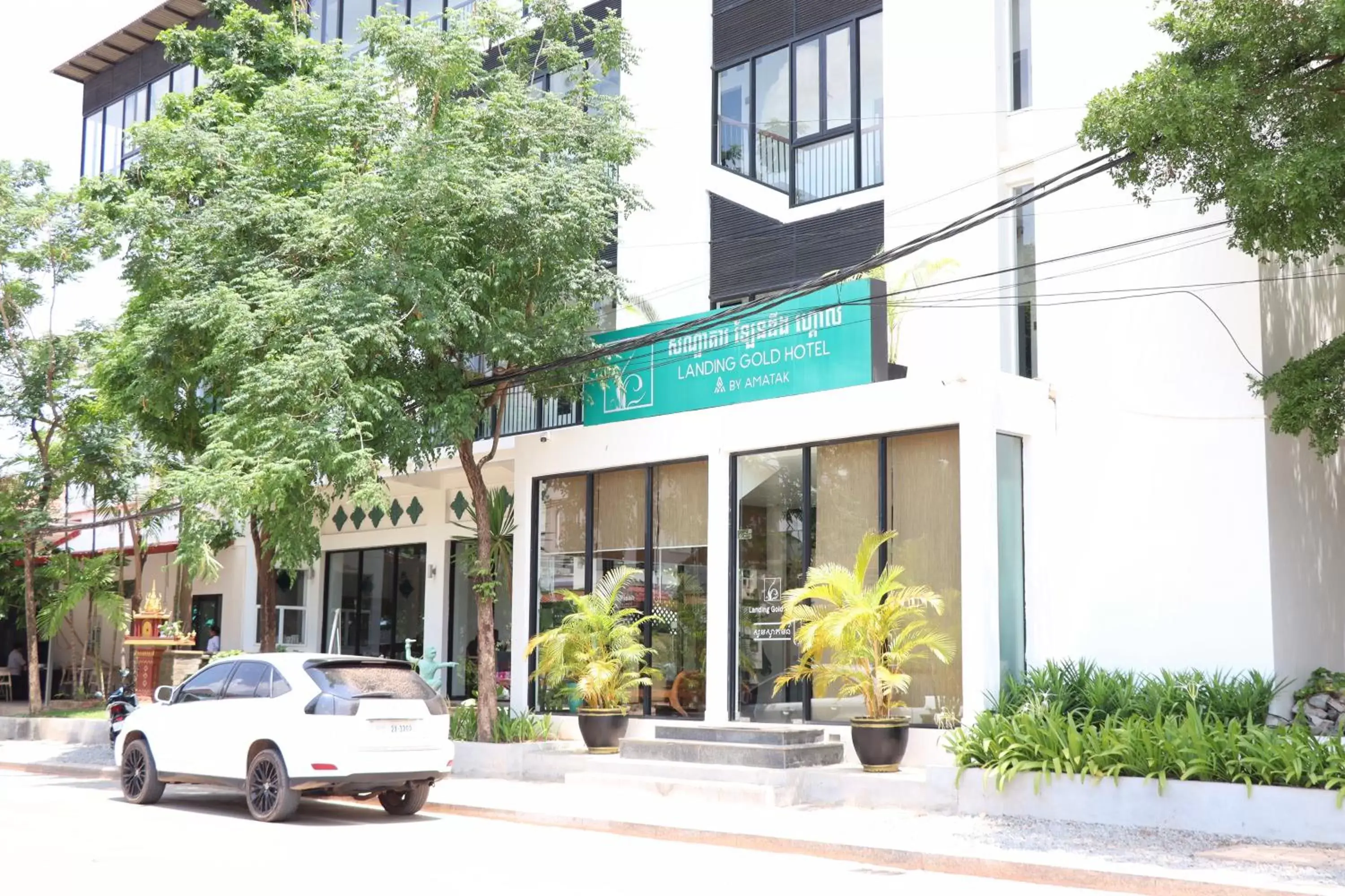 Property building in Landing Gold by Amatak Property building in Landing Gold by Amatak