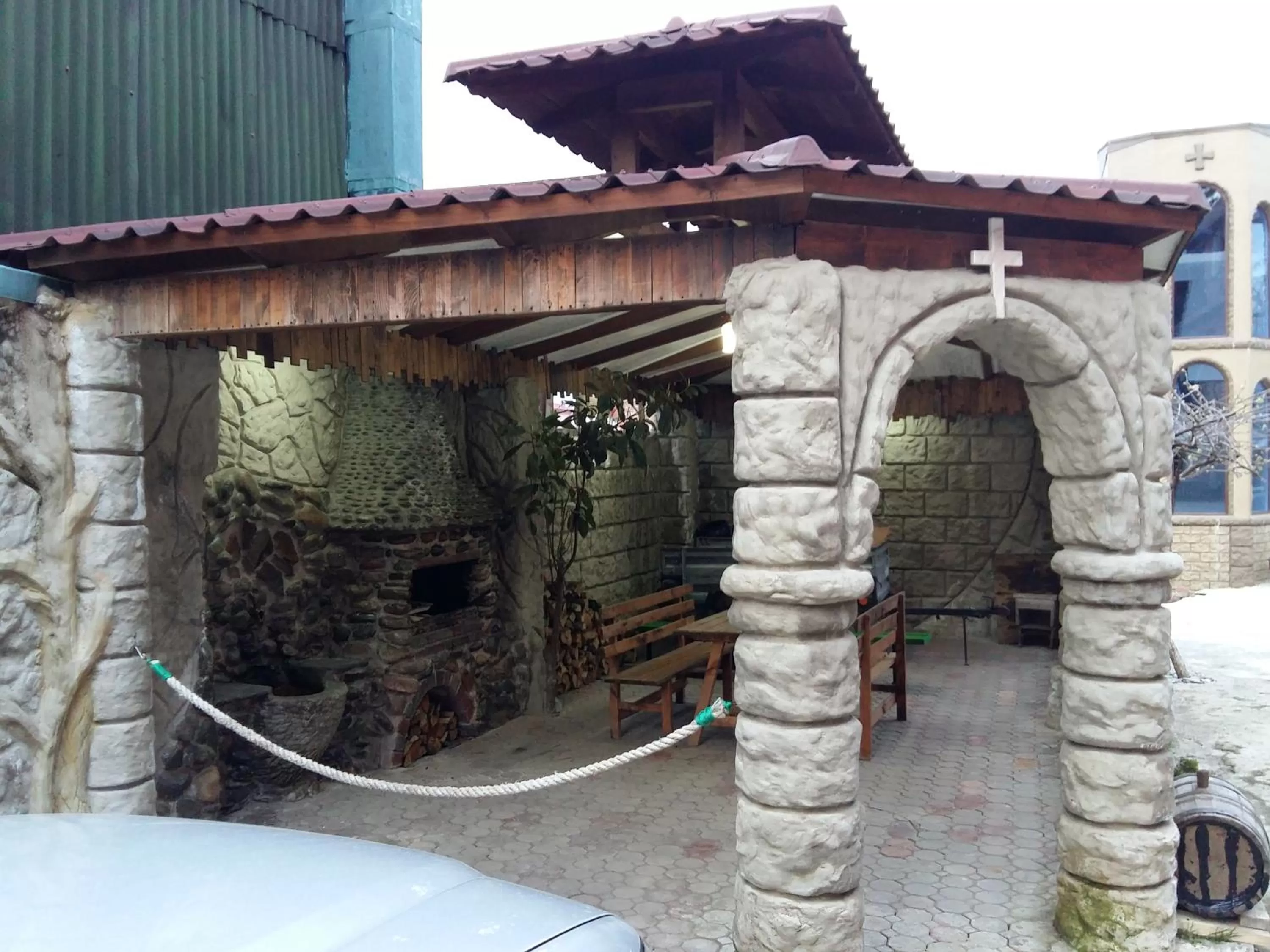 Restaurant/places to eat in Hotel Estonia Two