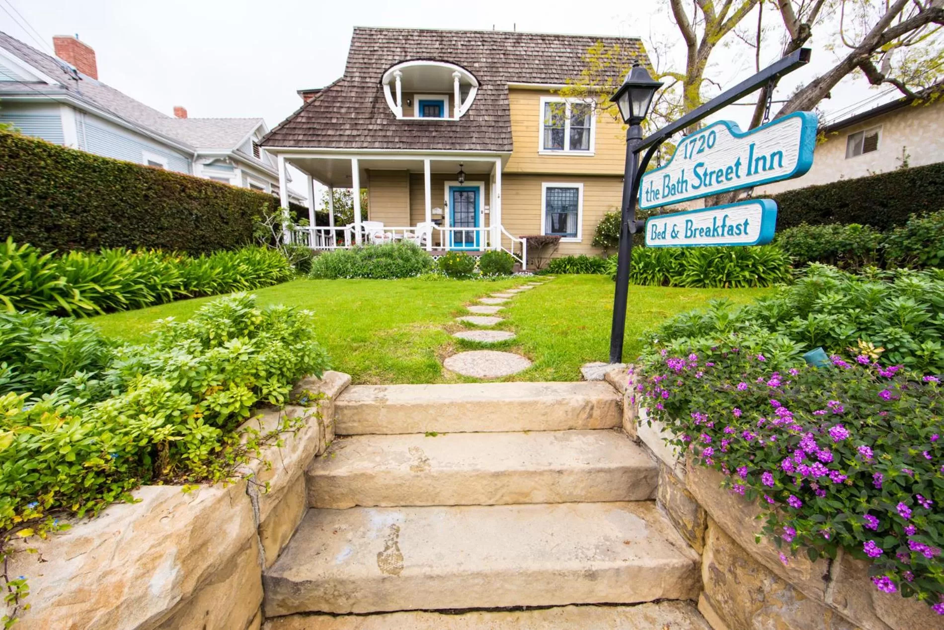 Property logo or sign in Bath Street Inn